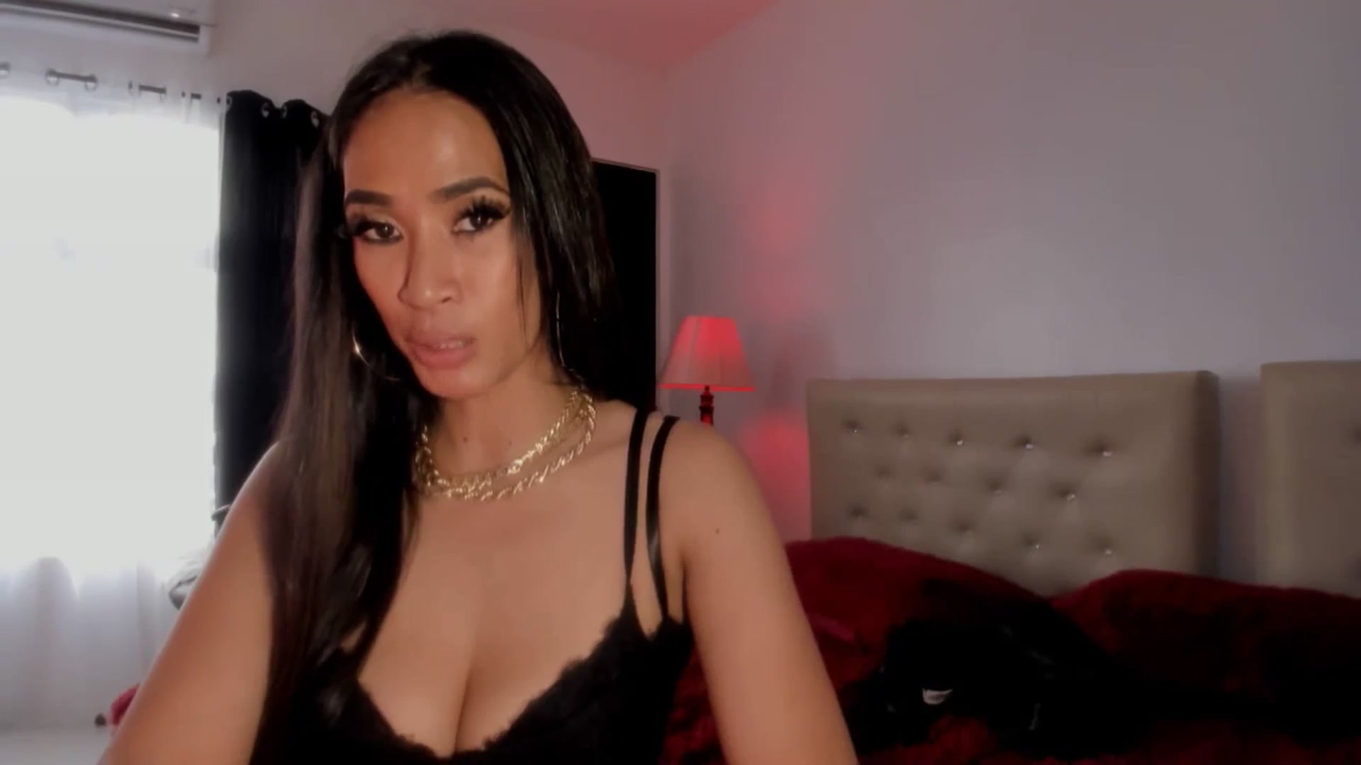 Gallery image thumbnail from ExoticGoddesX's myfreecams stream on, 06/27/2025, 07:52 image 17 of 20