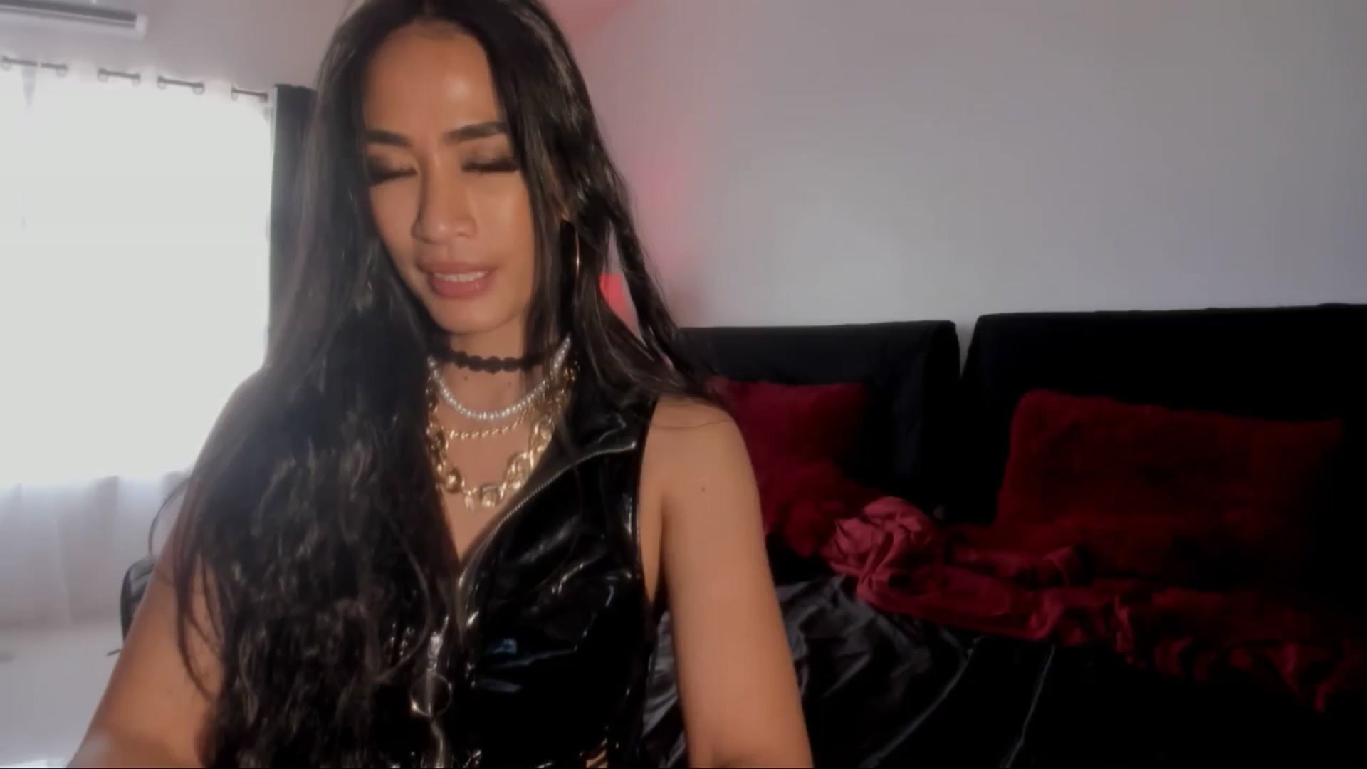 Gallery image thumbnail from ExoticGoddesX's myfreecams stream on, 07/01/2025, 03:38 image 15 of 20
