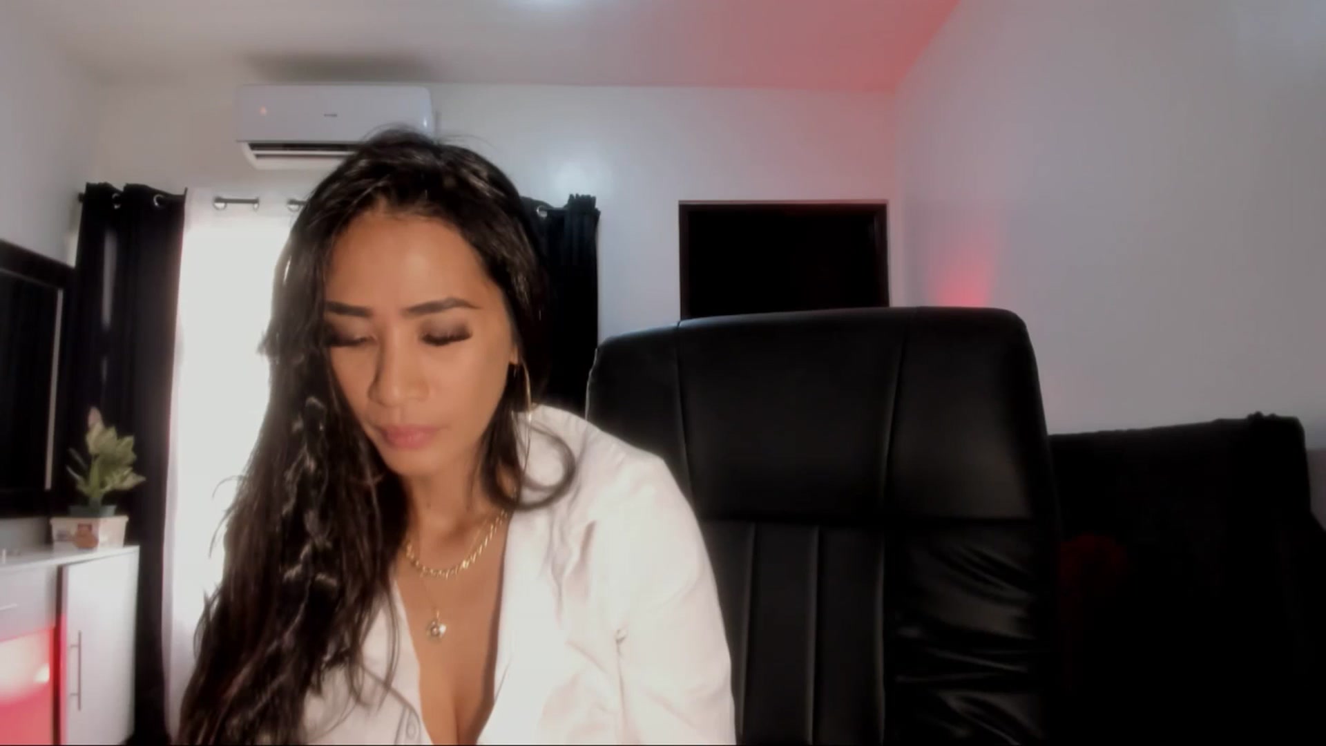 Gallery image thumbnail from ExoticGoddesX's myfreecams stream on, 07/13/2025, 24:36 image 10 of 20