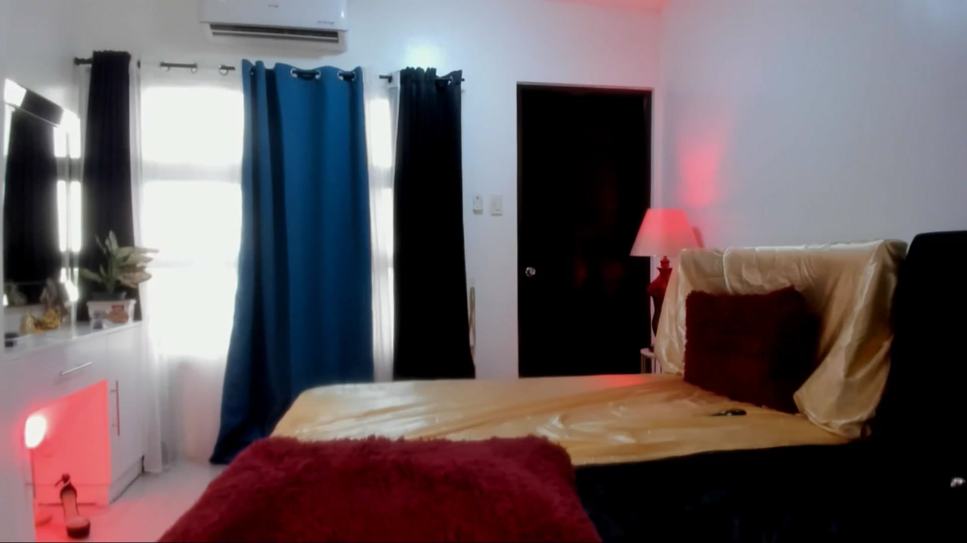 Gallery image thumbnail from ExoticGoddesX's myfreecams stream on, 07/27/2025, 02:36 image 9 of 20