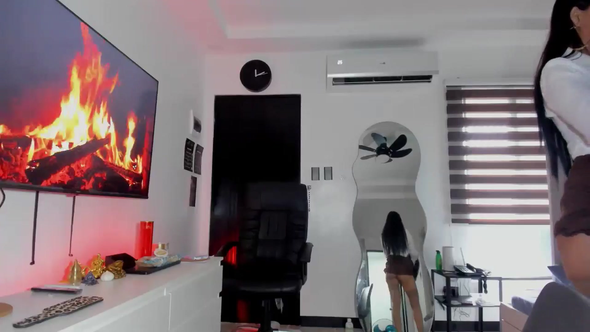 Gallery image thumbnail from ExoticGoddesX's myfreecams stream on, 09/17/2025, 02:32 image 13 of 20