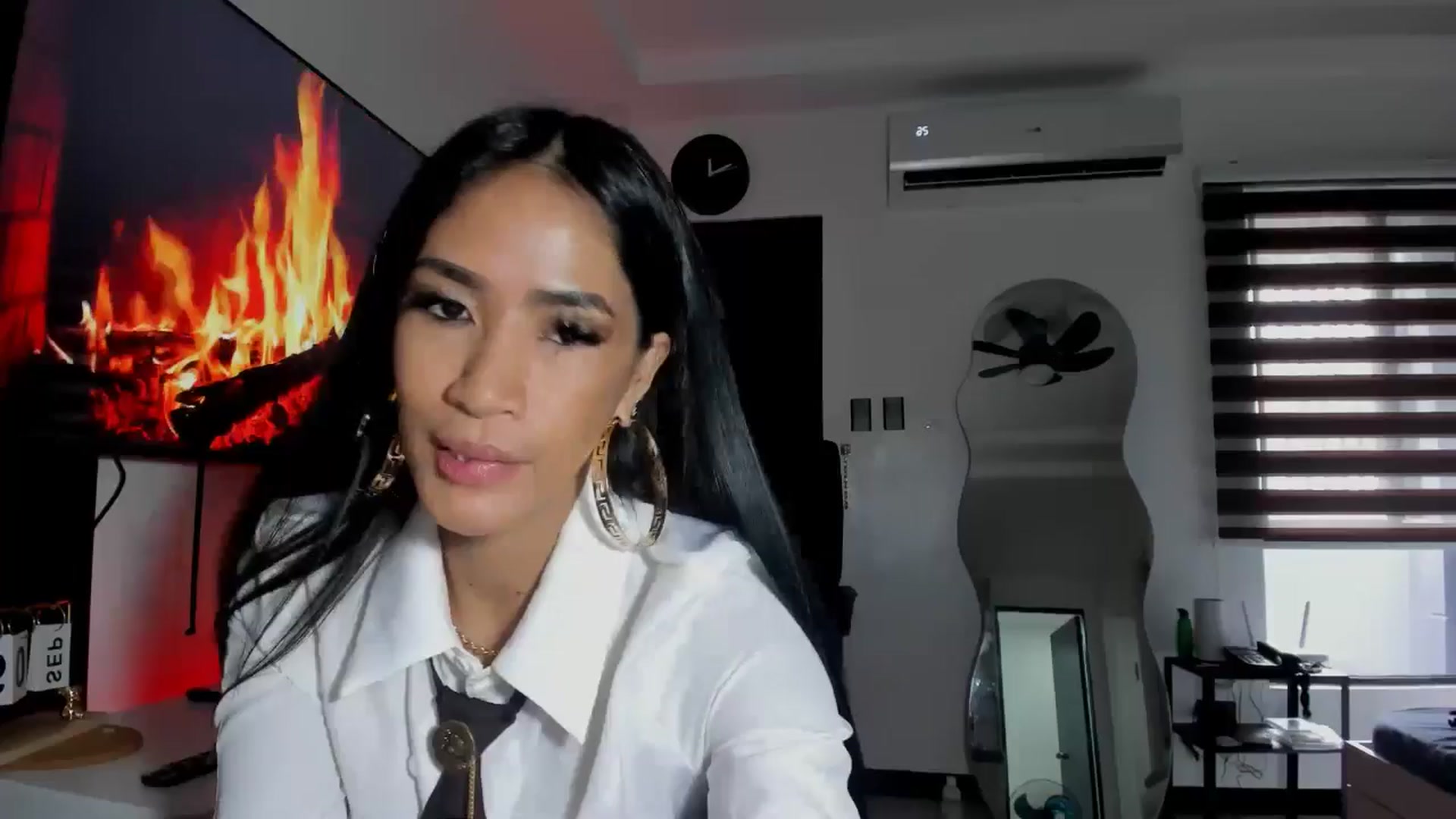 Gallery image thumbnail from ExoticGoddesX's myfreecams stream on, 09/17/2025, 02:32 image 14 of 20