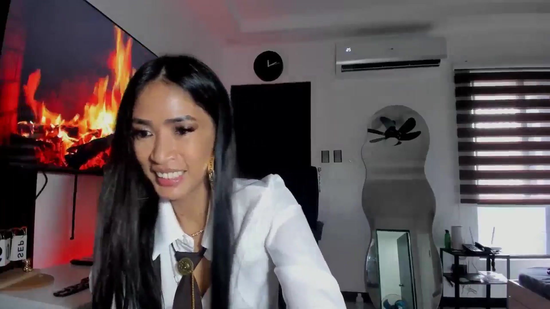 Gallery image thumbnail from ExoticGoddesX's myfreecams stream on, 09/17/2025, 02:32 image 15 of 20