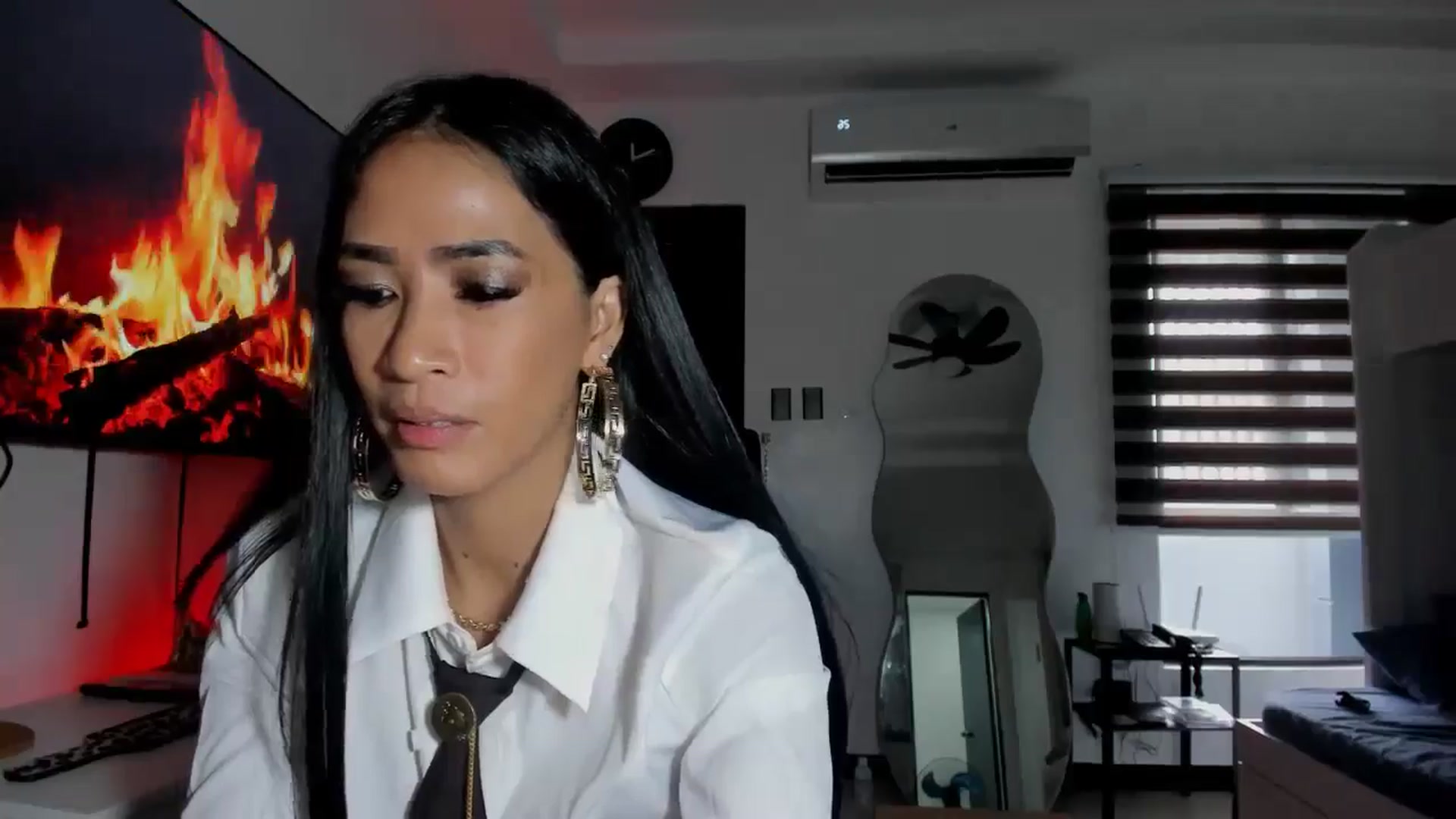 Gallery image thumbnail from ExoticGoddesX's myfreecams stream on, 09/17/2025, 02:32 image 10 of 20