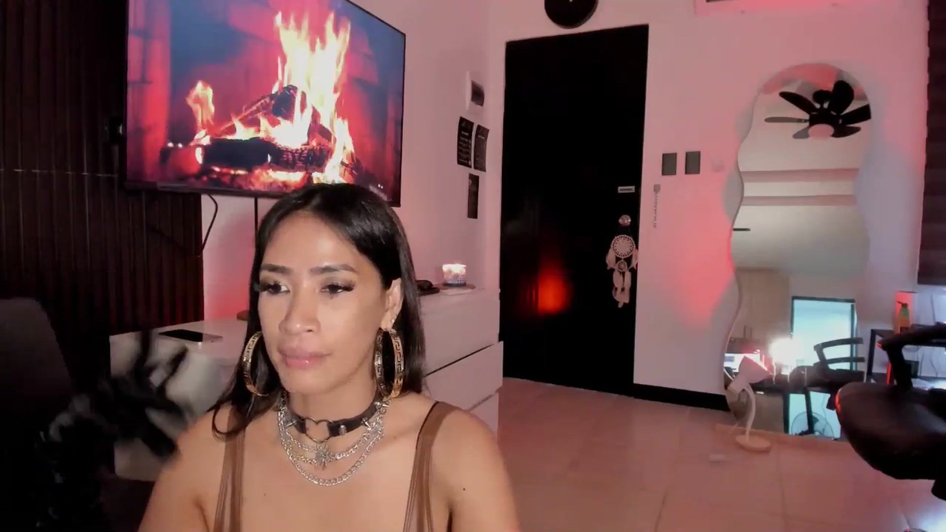 Gallery image thumbnail from ExoticGoddesX's myfreecams stream on, 09/22/2025, 04:45 image 16 of 20