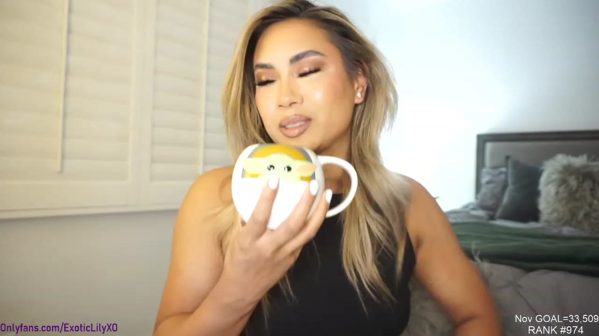 Gallery image thumbnail from ExoticLilyXO's myfreecams stream on, 11/29/2022, 03:13 image 8 of 20