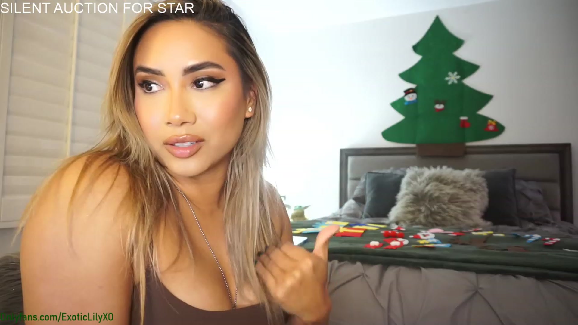 Gallery image thumbnail from ExoticLilyXO's myfreecams stream on, 12/03/2022, 04:29 image 9 of 20