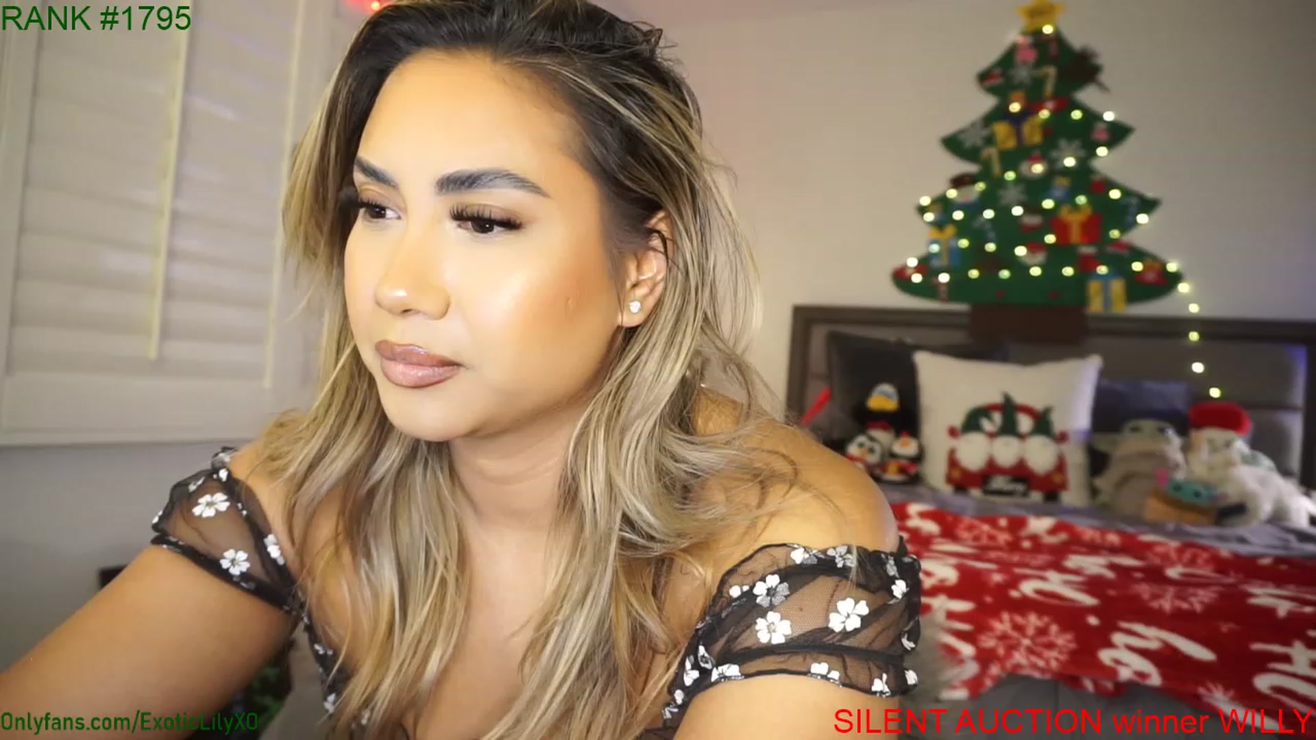 Gallery image thumbnail from ExoticLilyXO's myfreecams stream on, 12/15/2022, 05:05 image 17 of 20