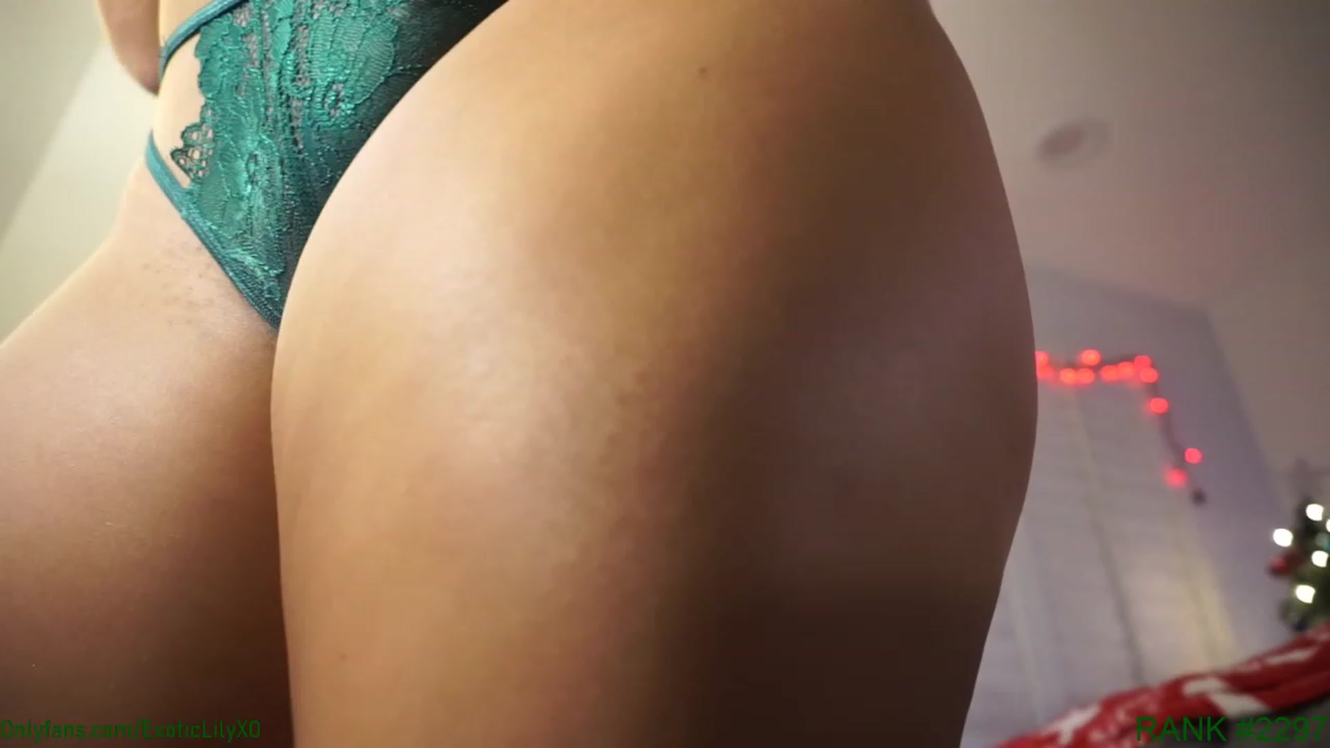 Gallery image thumbnail from ExoticLilyXO's myfreecams stream on, 12/20/2022, 05:38 image 1 of 20