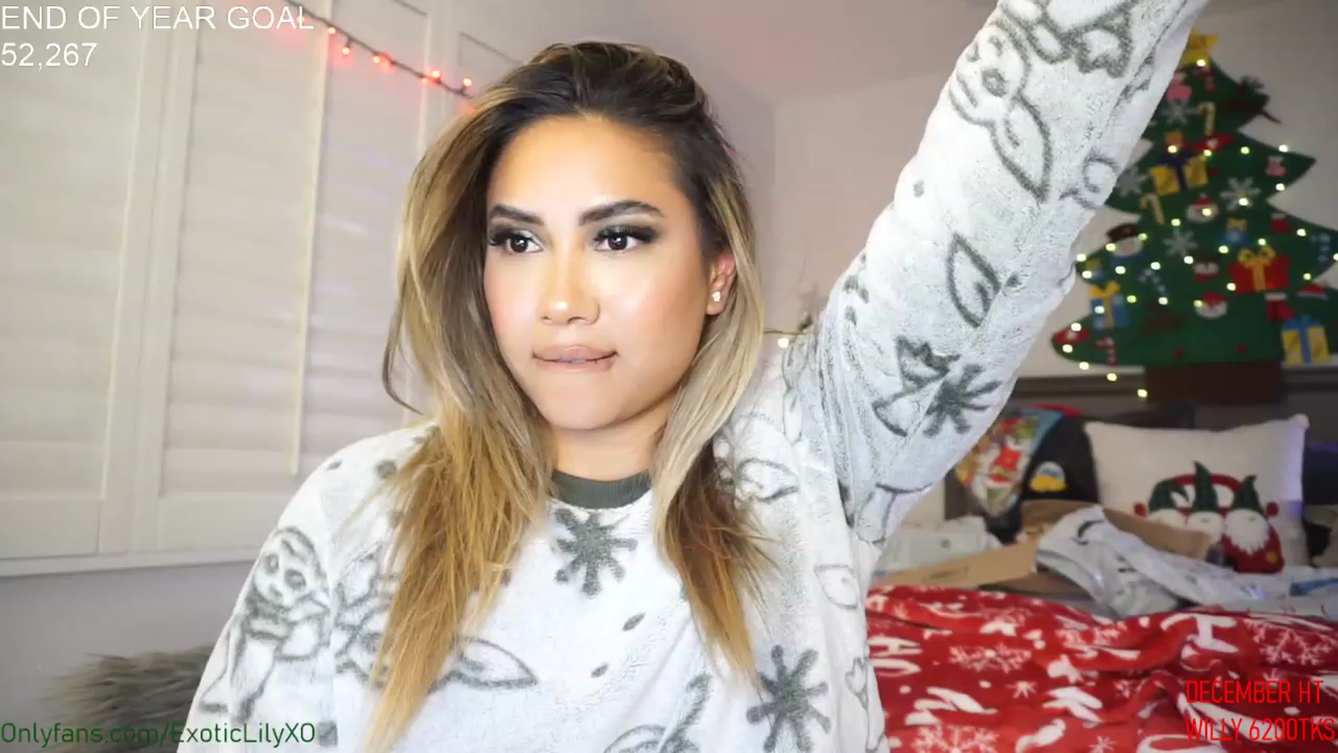 Gallery image thumbnail from ExoticLilyXO's myfreecams stream on, 12/24/2022, 04:02 image 10 of 20