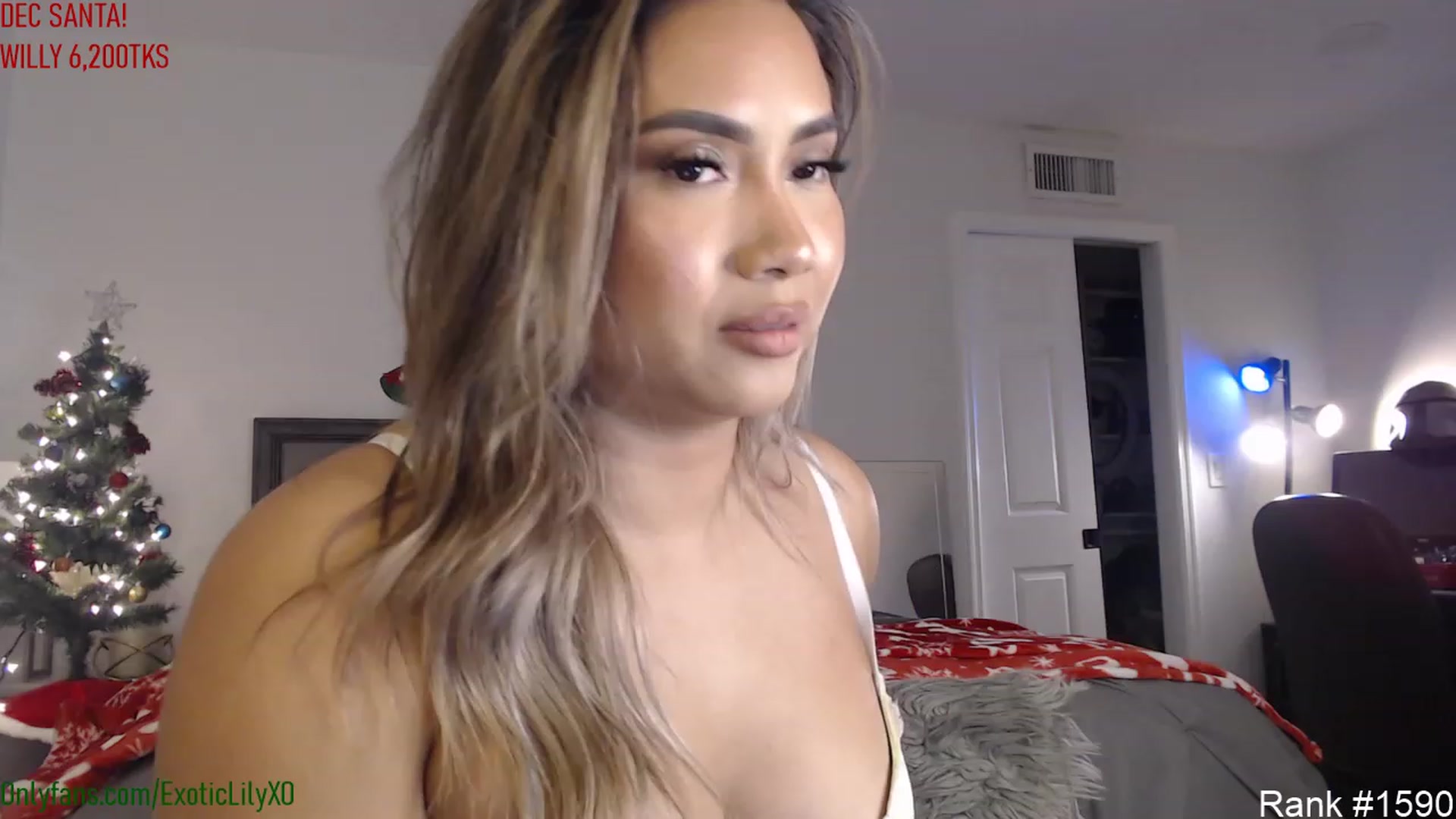 Gallery image thumbnail from ExoticLilyXO's myfreecams stream on, 12/30/2022, 04:21 image 7 of 20
