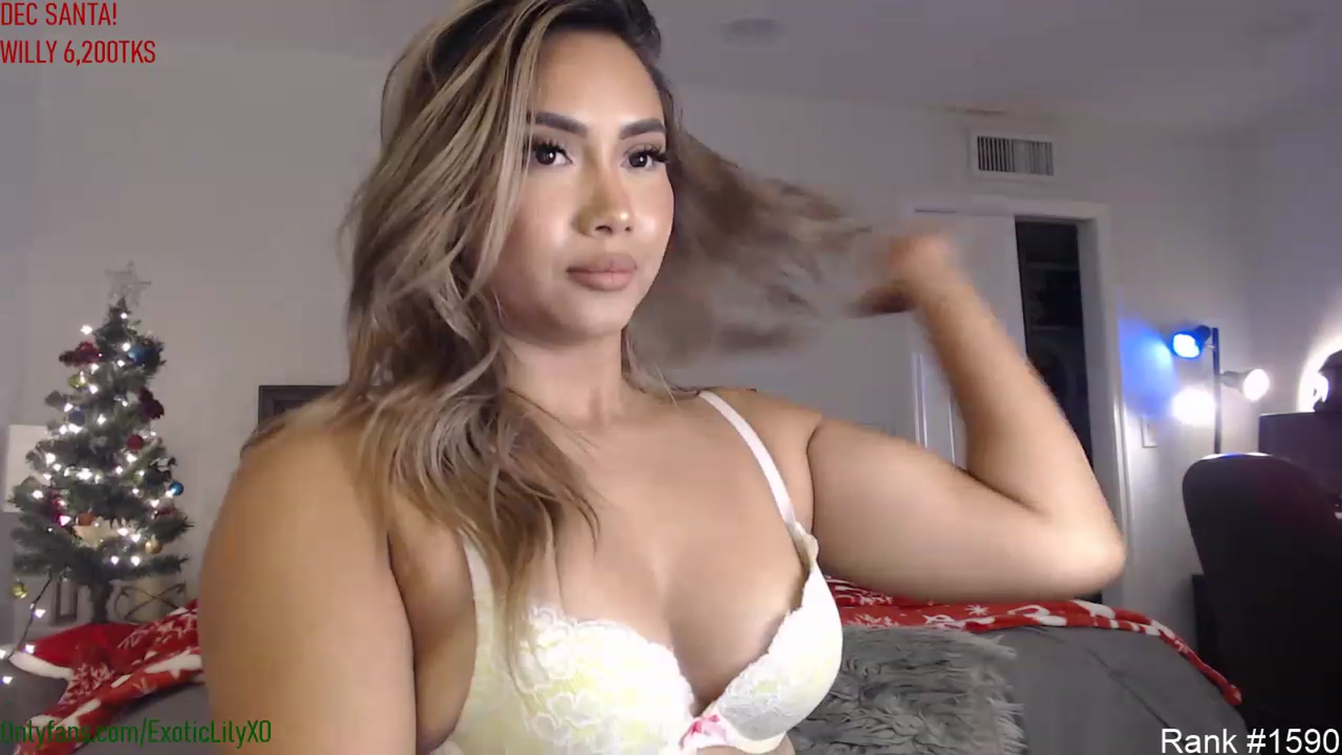 Gallery image thumbnail from ExoticLilyXO's myfreecams stream on, 12/30/2022, 04:21 image 14 of 20