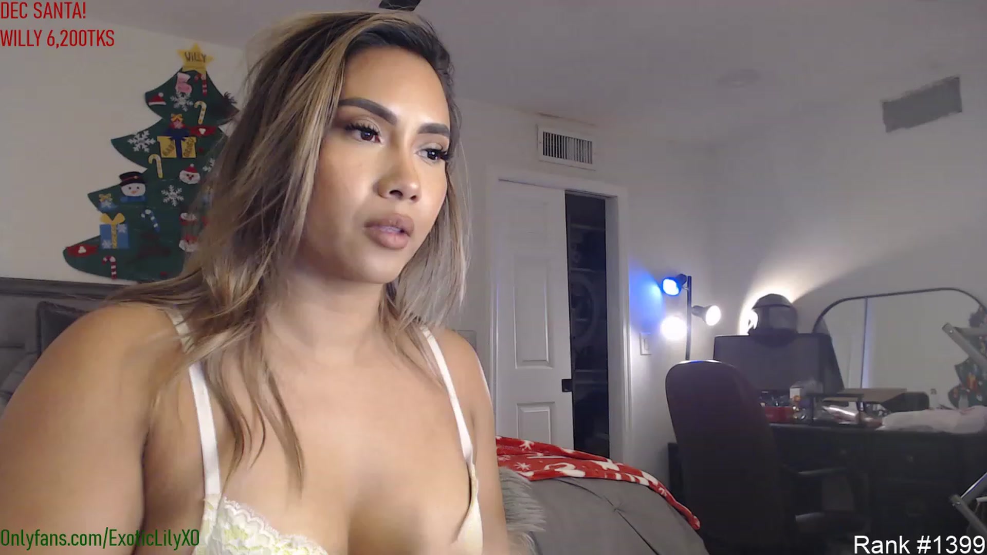 Gallery image thumbnail from ExoticLilyXO's myfreecams stream on, 12/30/2022, 05:37 image 18 of 20