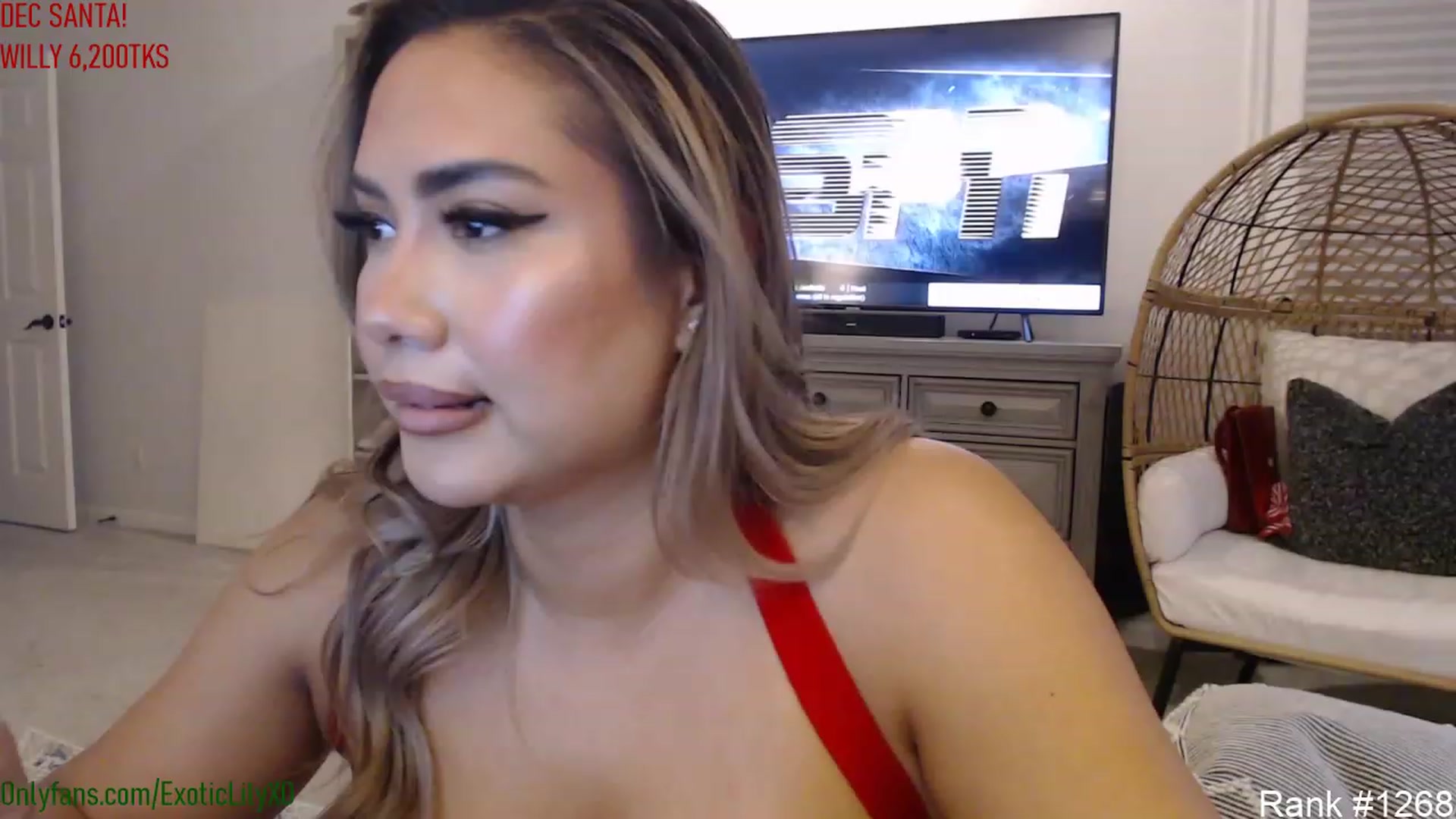 Gallery image thumbnail from ExoticLilyXO's myfreecams stream on, 01/01/2023, 24:48 image 16 of 20