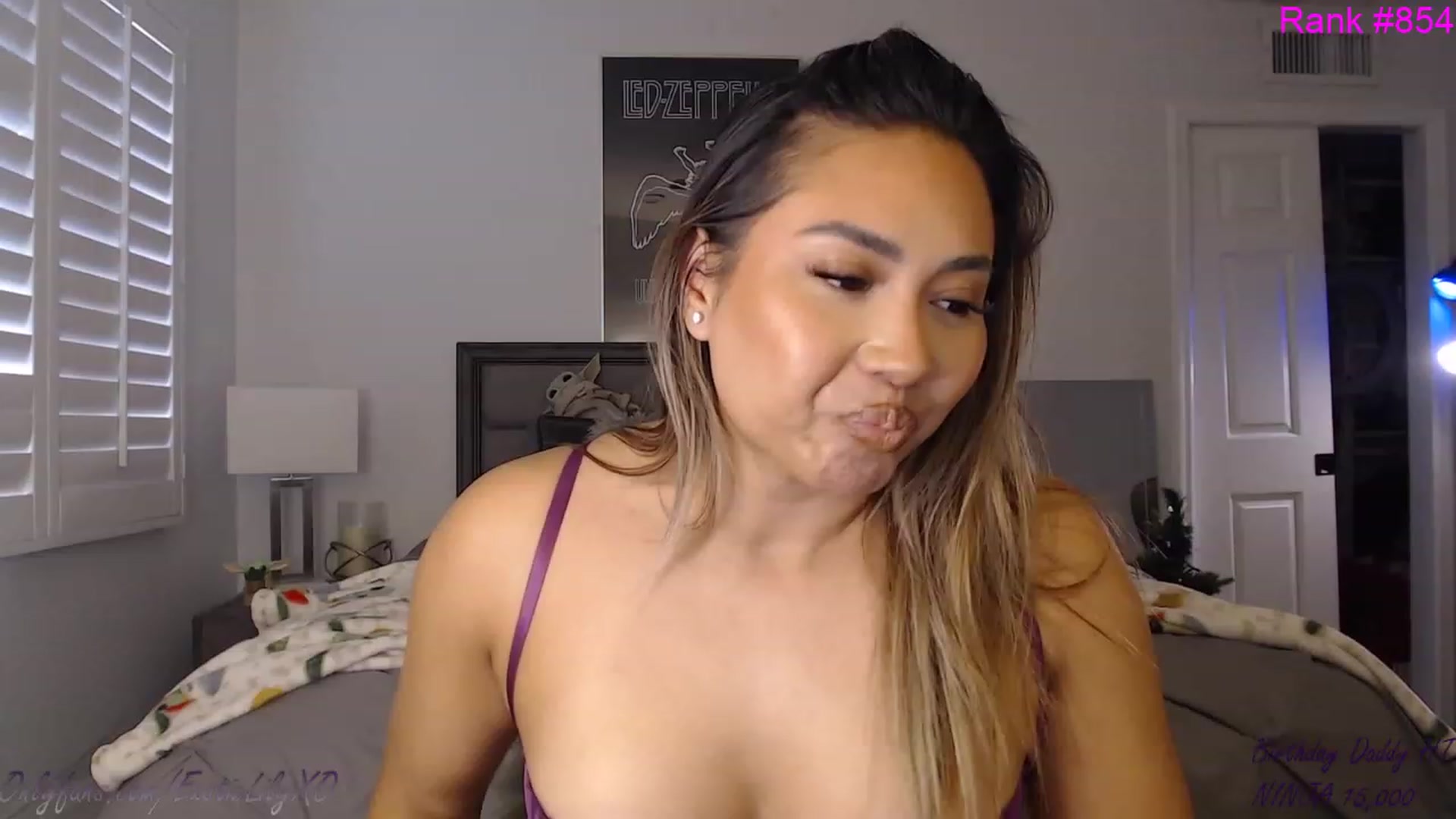 Gallery image thumbnail from ExoticLilyXO's myfreecams stream on, 01/27/2023, 23:28 image 7 of 20