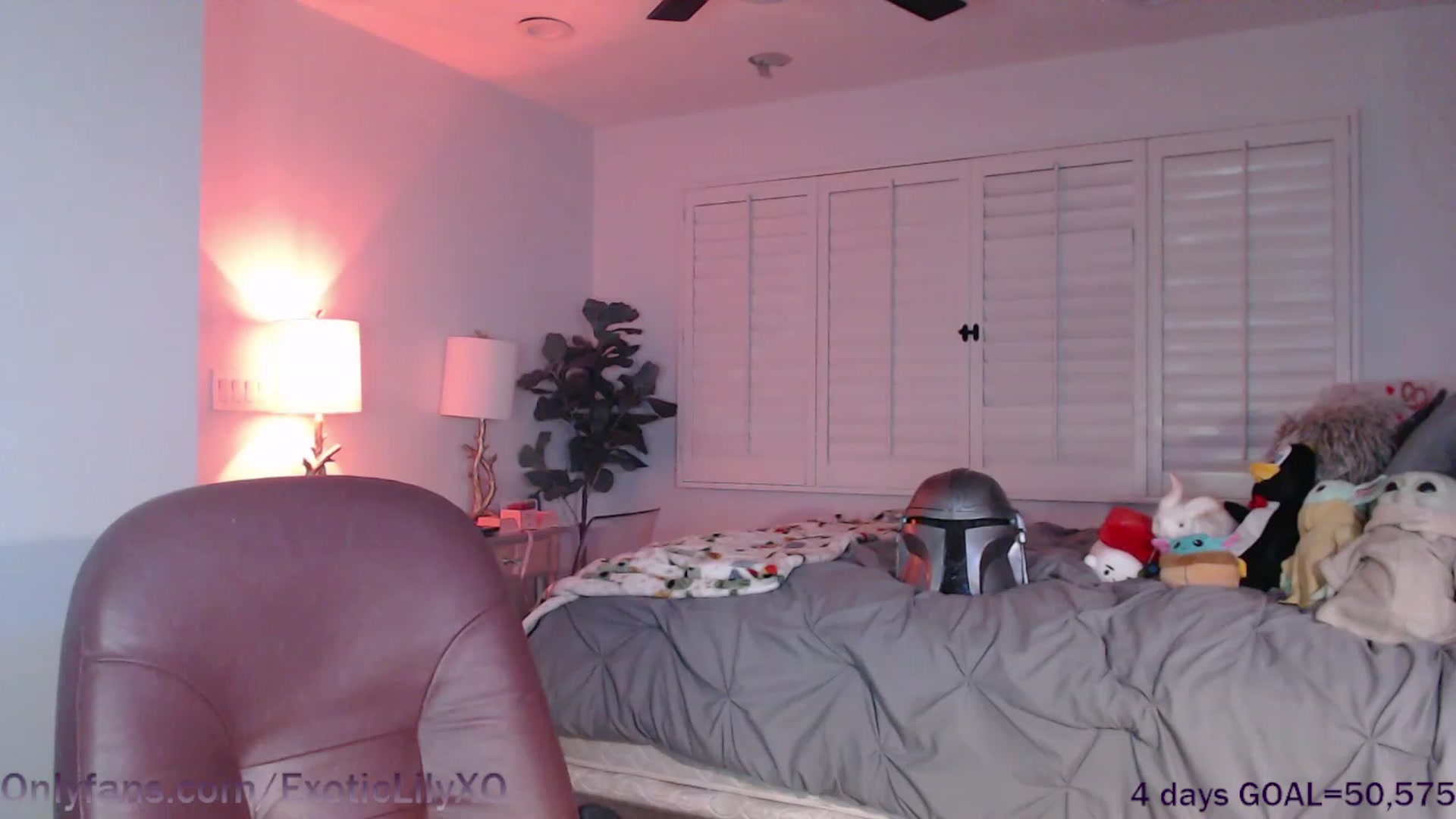 Gallery image thumbnail from ExoticLilyXO's myfreecams stream on, 03/13/2023, 05:41 image 5 of 20
