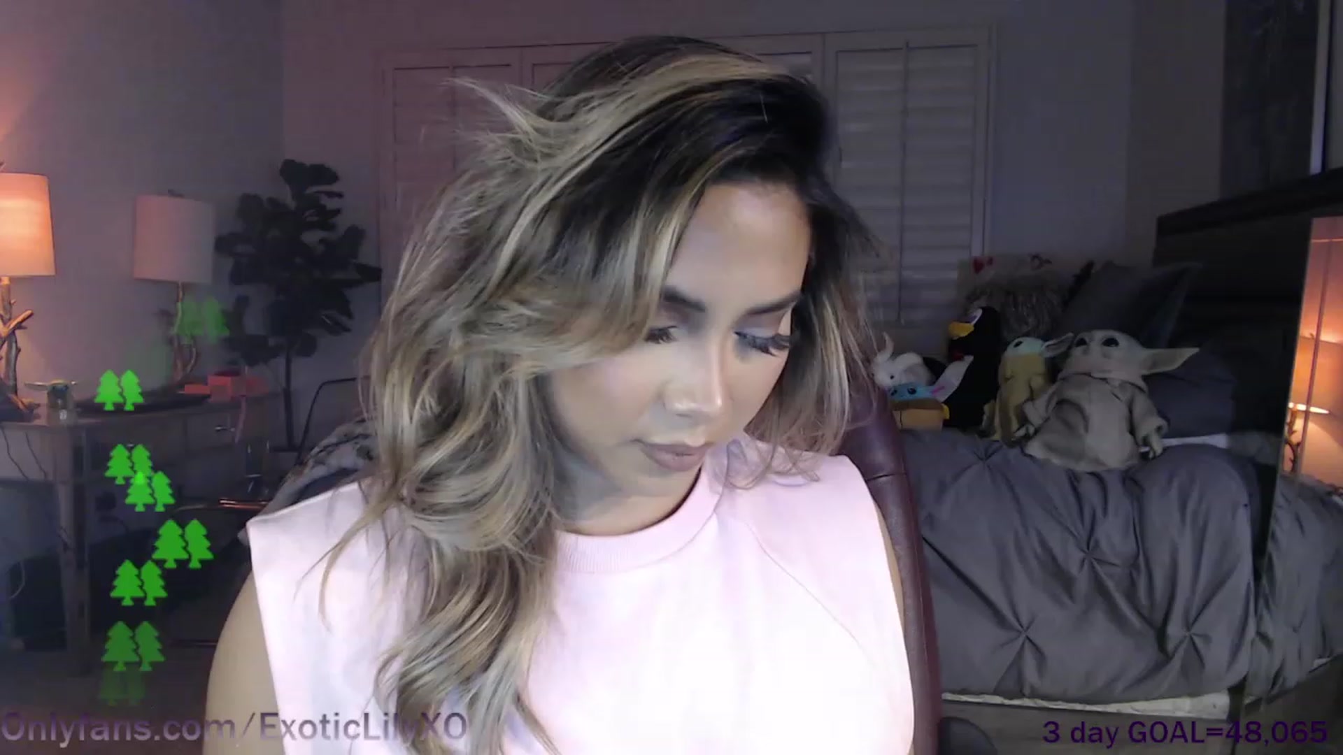 Gallery image thumbnail from ExoticLilyXO's myfreecams stream on, 03/14/2023, 03:27 image 12 of 20