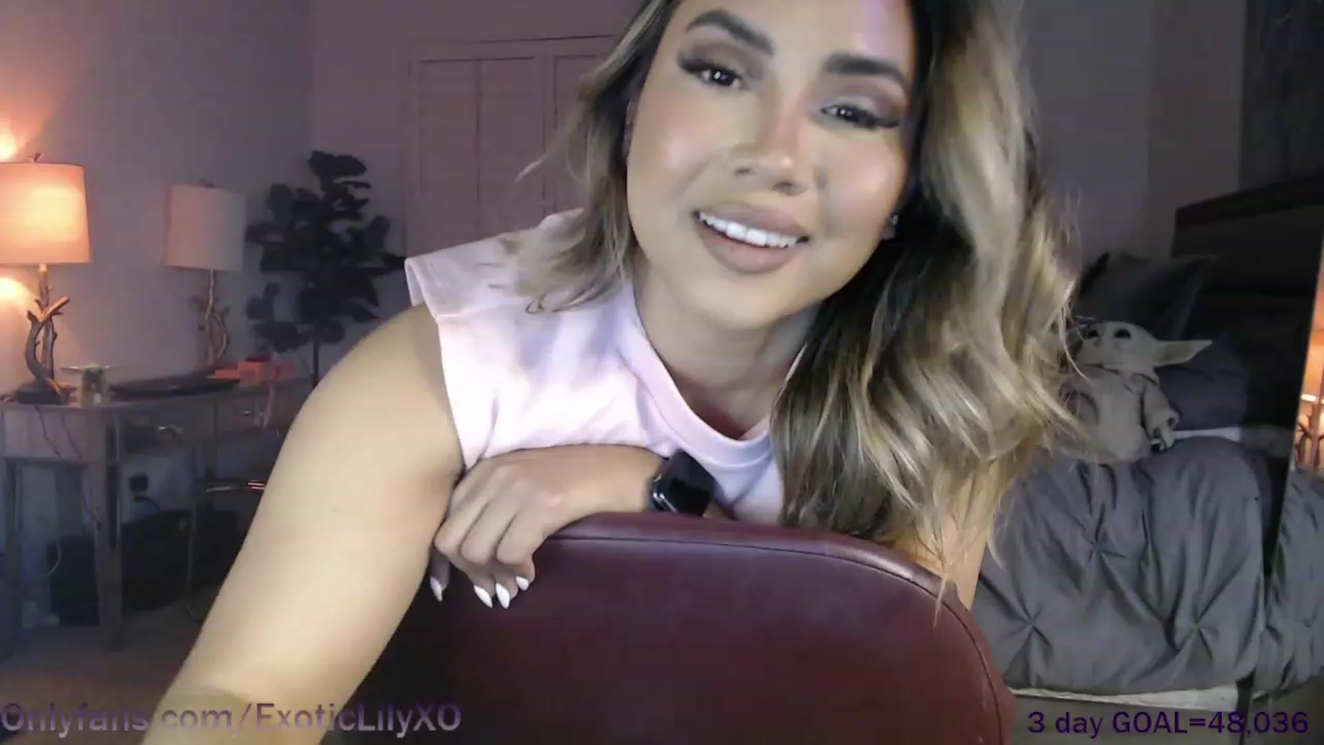 Gallery image thumbnail from ExoticLilyXO's myfreecams stream on, 03/14/2023, 03:27 image 16 of 20