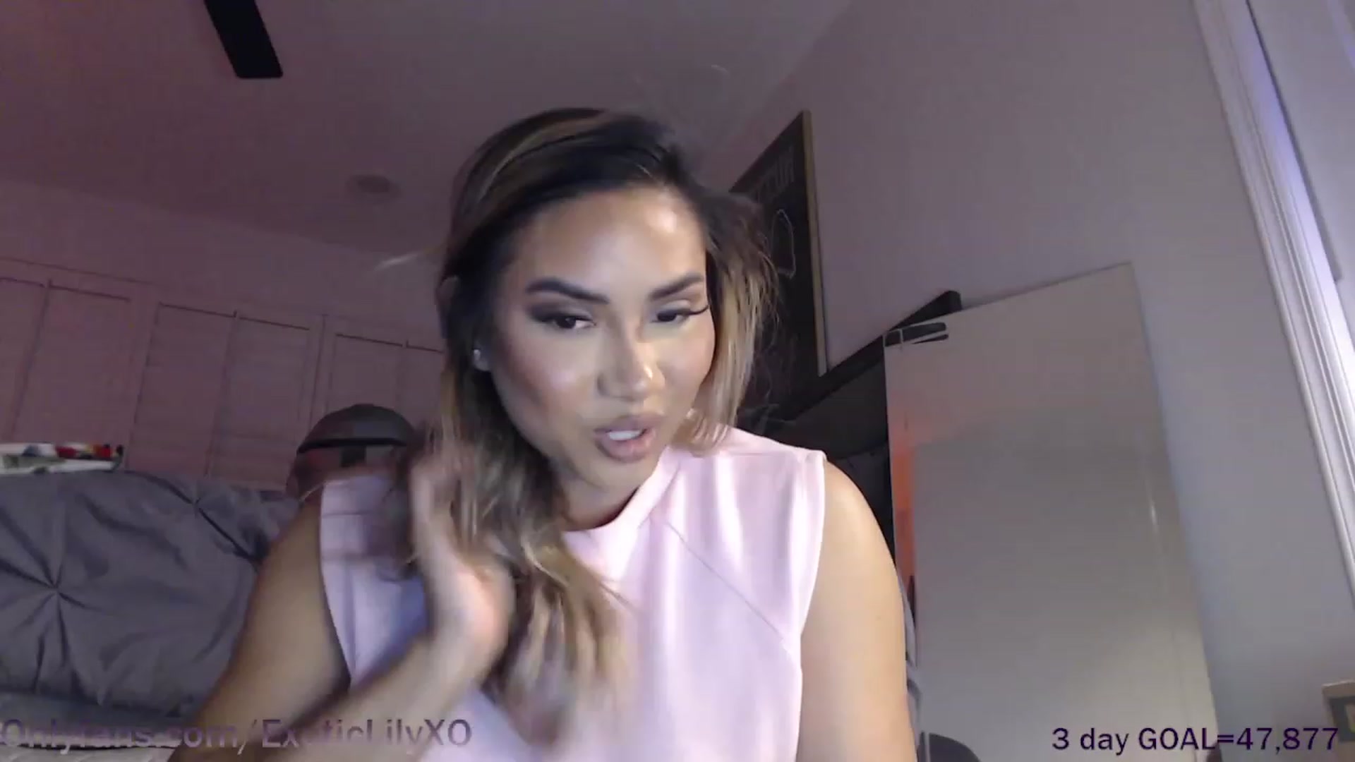 Gallery image thumbnail from ExoticLilyXO's myfreecams stream on, 03/14/2023, 05:10 image 10 of 20