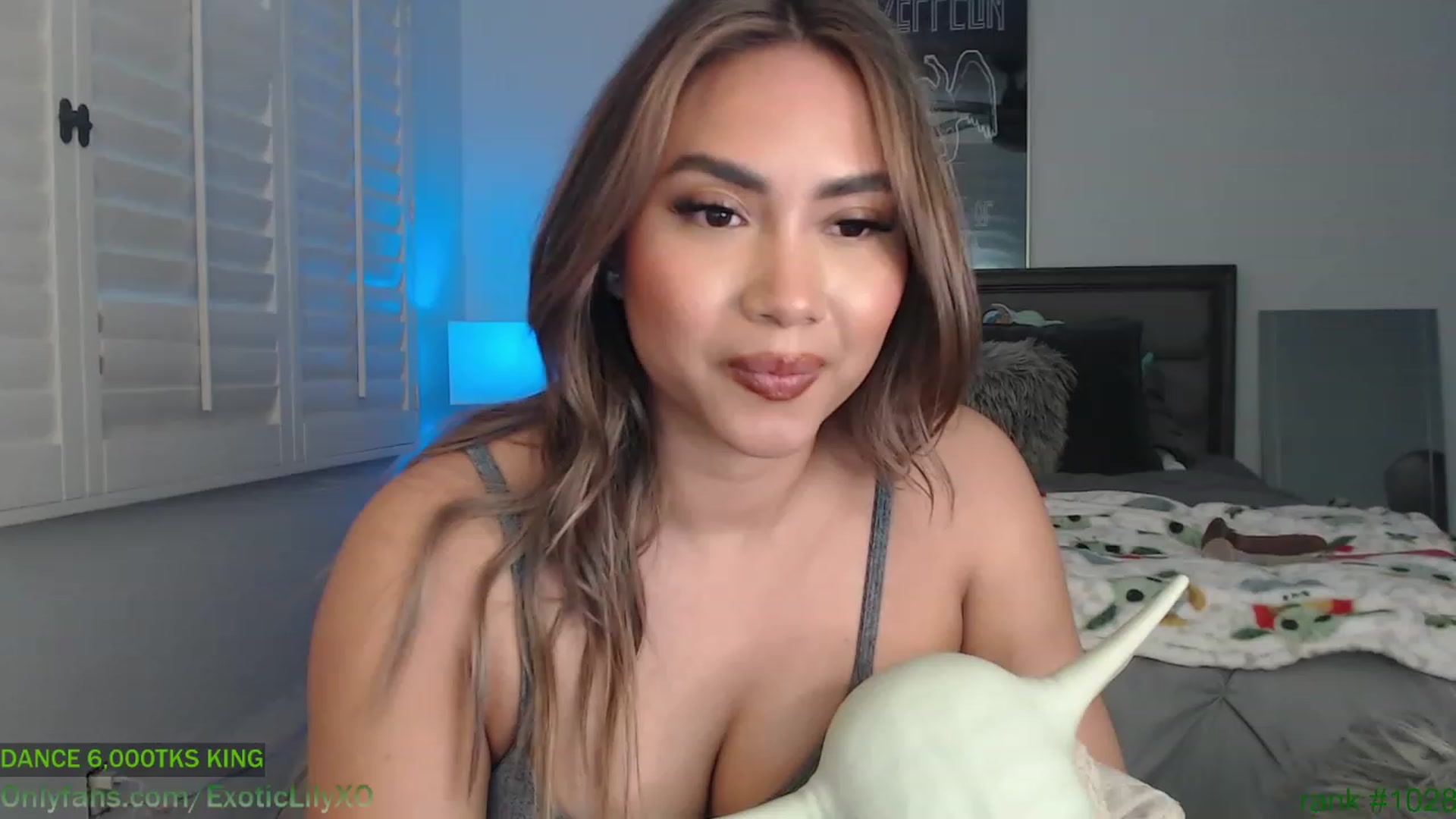 Gallery image thumbnail from ExoticLilyXO's myfreecams stream on, 03/23/2023, 01:36 image 11 of 20