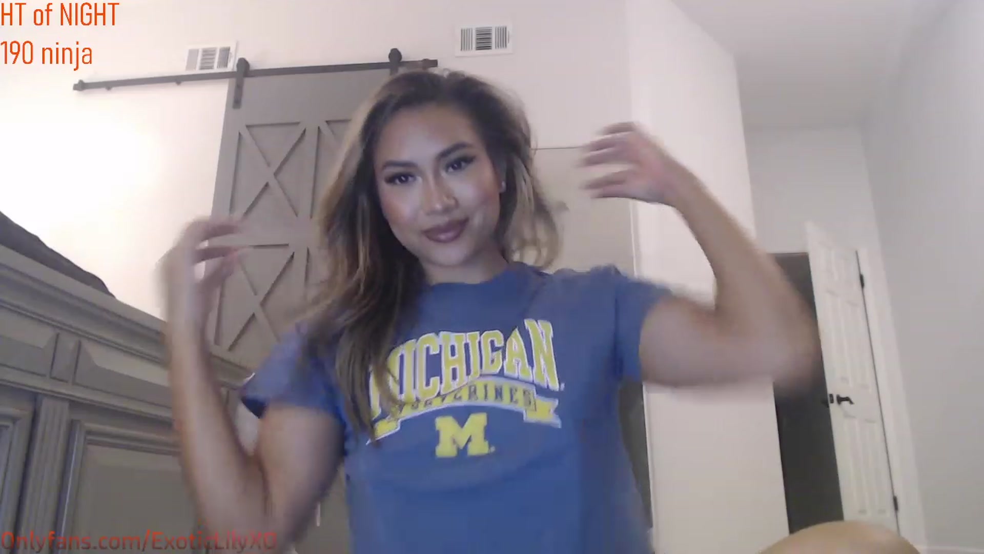 Gallery image thumbnail from ExoticLilyXO's myfreecams stream on, 10/17/2023, 02:19 image 15 of 20