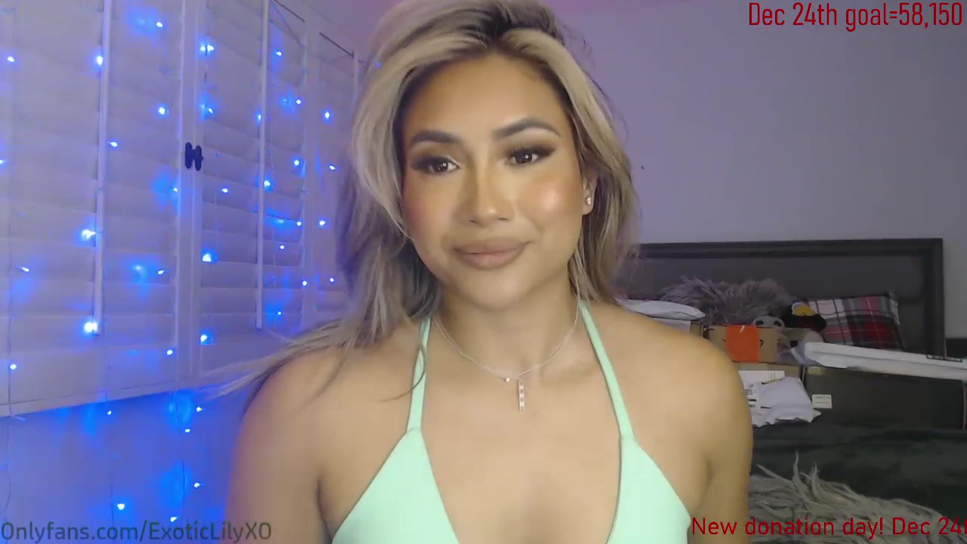 Gallery image thumbnail from ExoticLilyXO's myfreecams stream on, 12/21/2023, 01:13 image 15 of 20