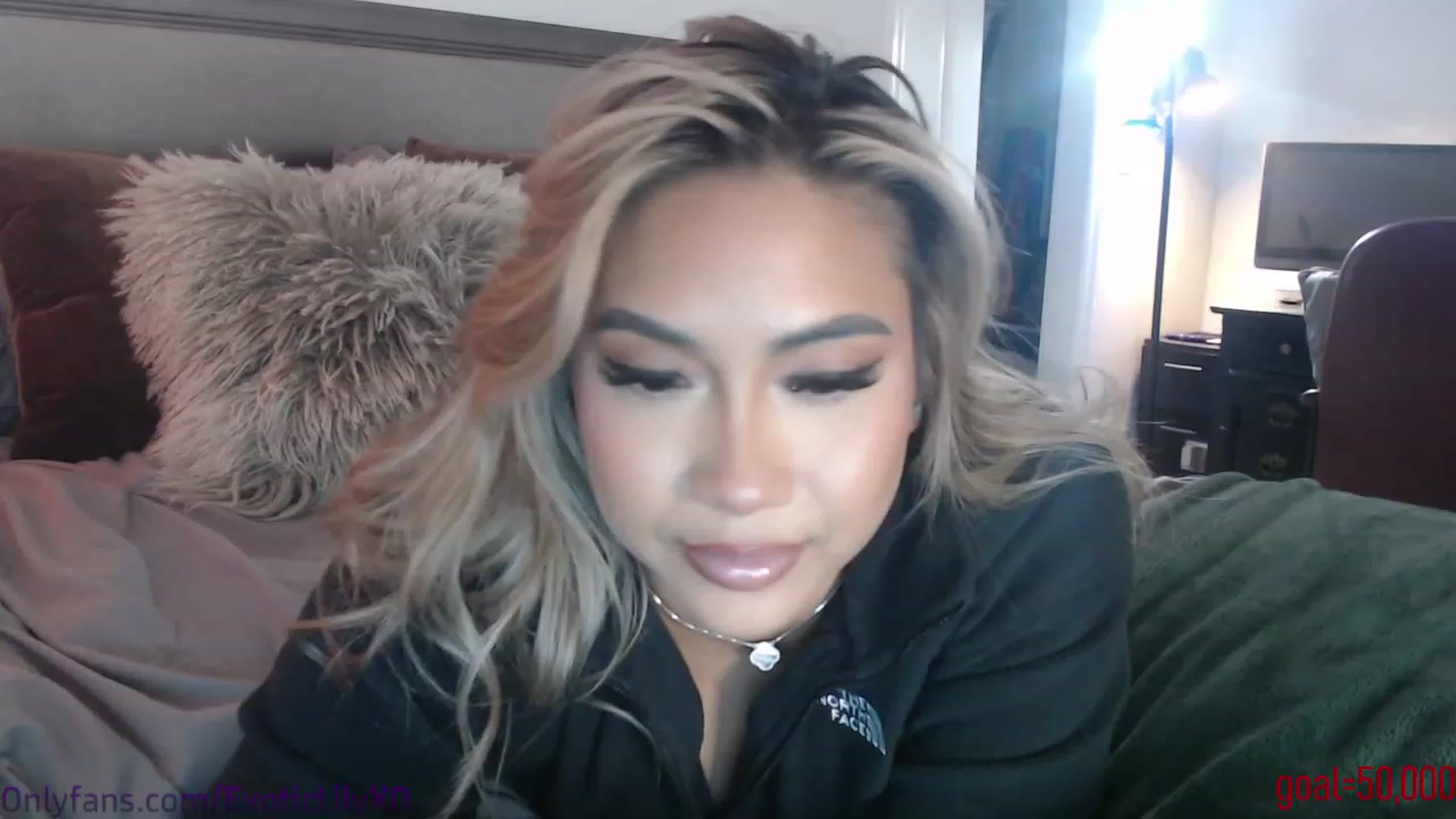 Gallery image thumbnail from ExoticLilyXO's myfreecams stream on, 01/10/2024, 01:41 image 1 of 20