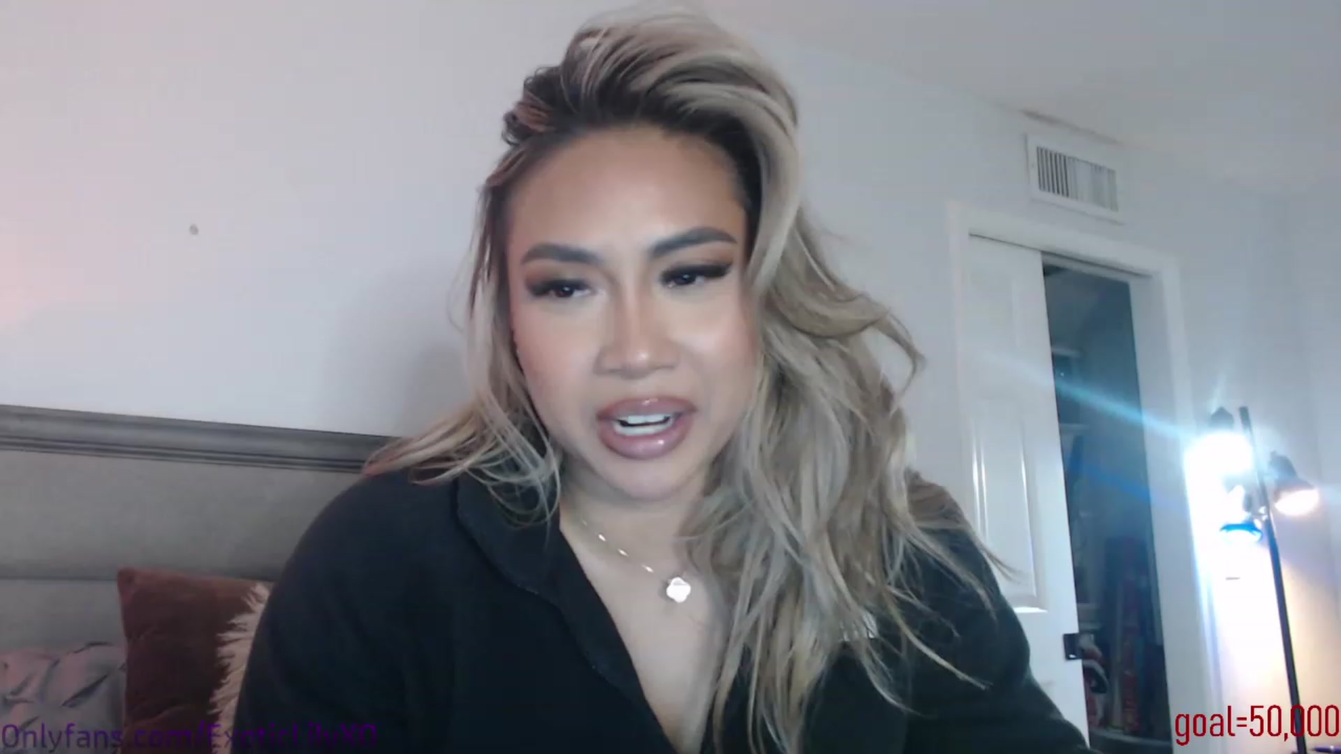 Gallery image thumbnail from ExoticLilyXO's myfreecams stream on, 01/10/2024, 01:41 image 10 of 20