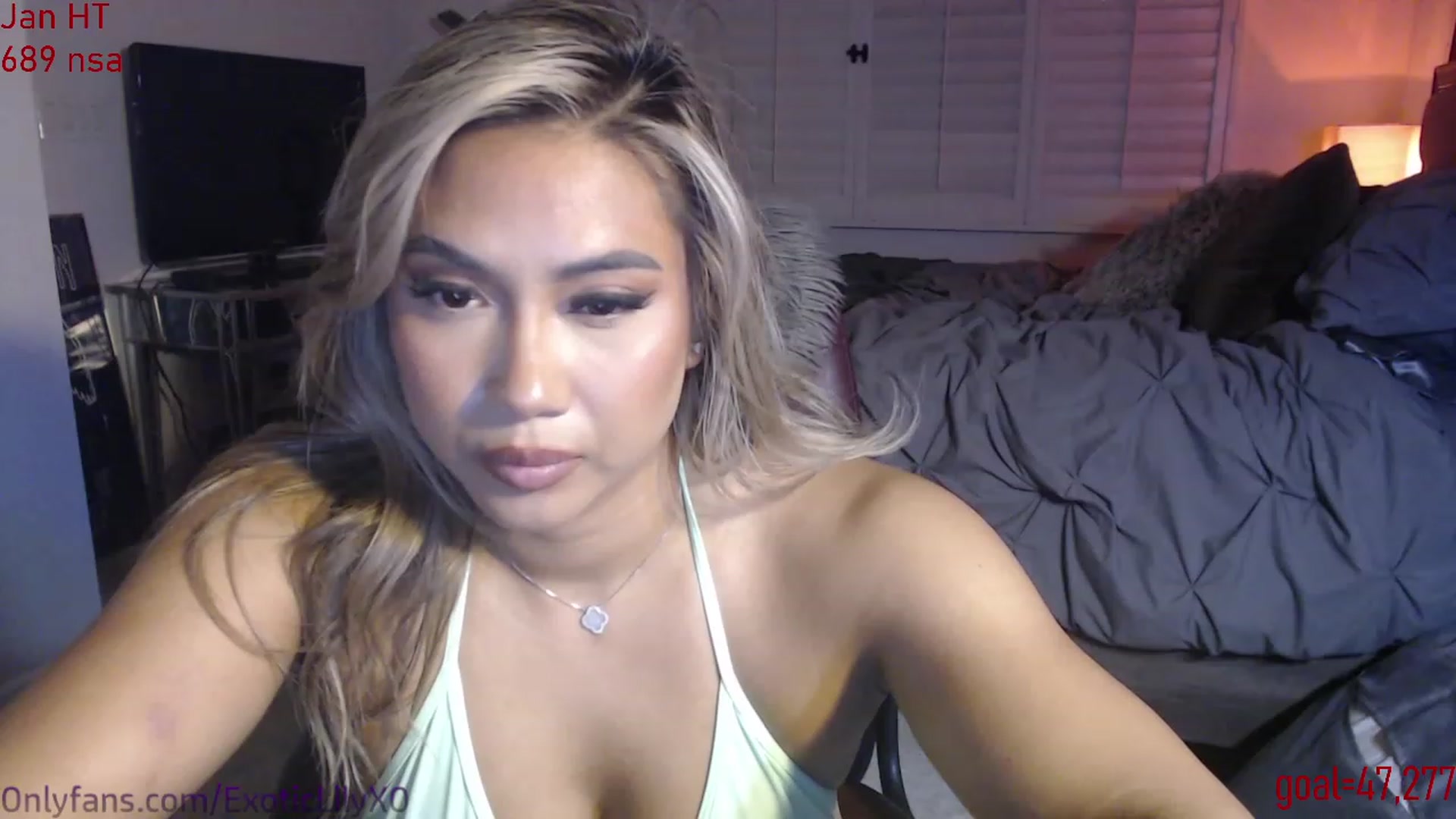 Gallery image thumbnail from ExoticLilyXO's myfreecams stream on, 01/10/2024, 03:20 image 15 of 20