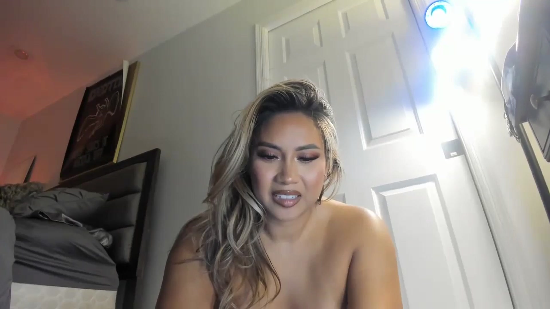 Gallery image thumbnail from ExoticLilyXO's myfreecams stream on, 09/21/2024, 24:00 image 20 of 20