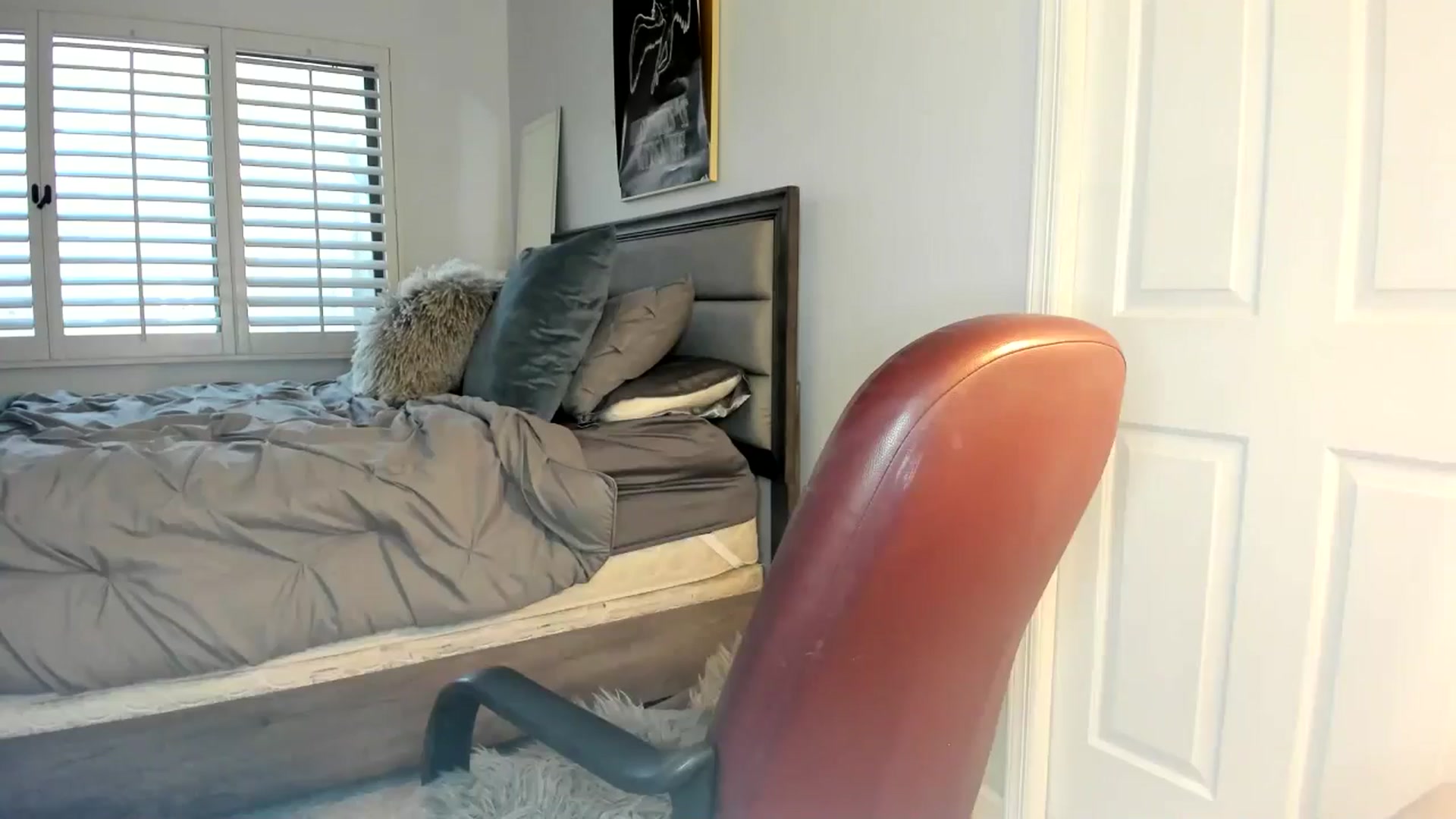 Gallery image thumbnail from ExoticLilyXO's myfreecams stream on, 10/21/2024, 24:07 image 16 of 20