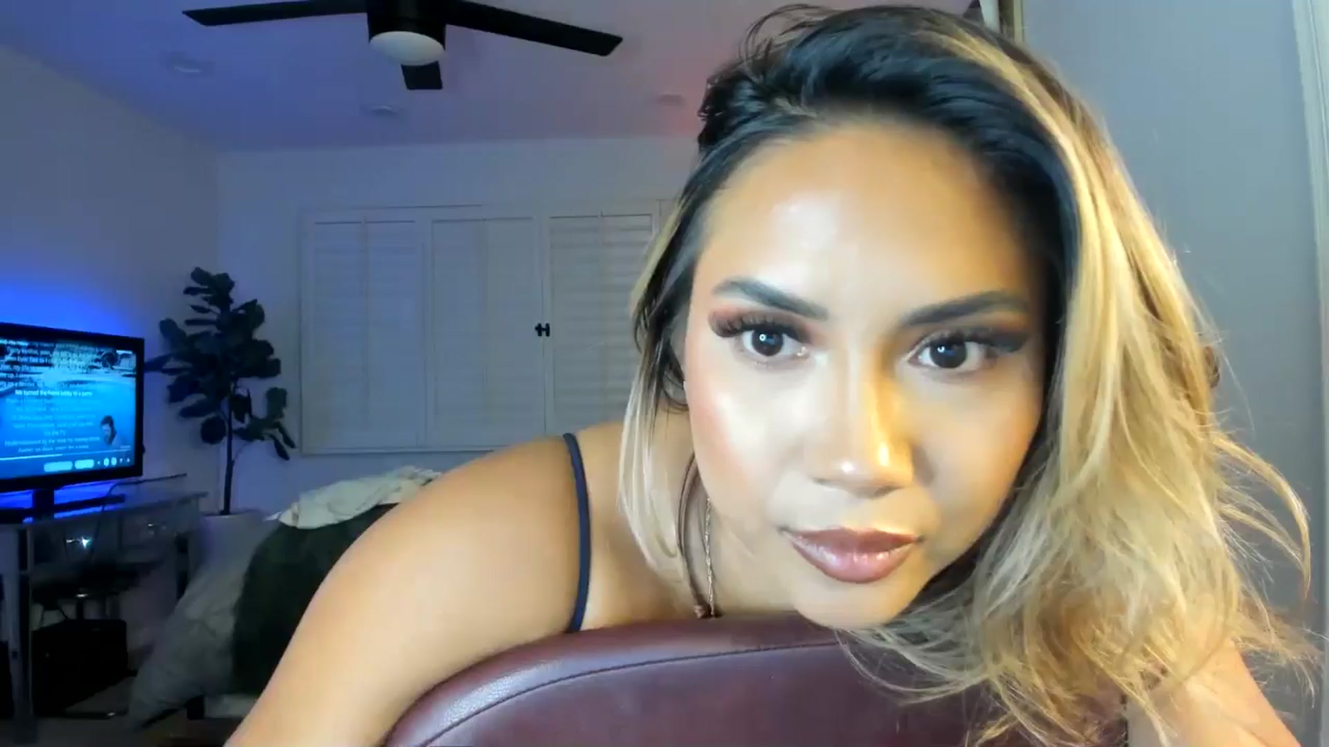 Gallery image thumbnail from ExoticLilyXO's myfreecams stream on, 11/07/2024, 01:41 image 8 of 20