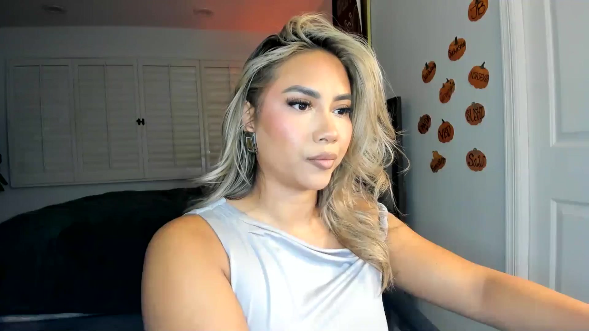 Gallery image thumbnail from ExoticLilyXO's myfreecams stream on, 11/26/2024, 24:36 image 12 of 20