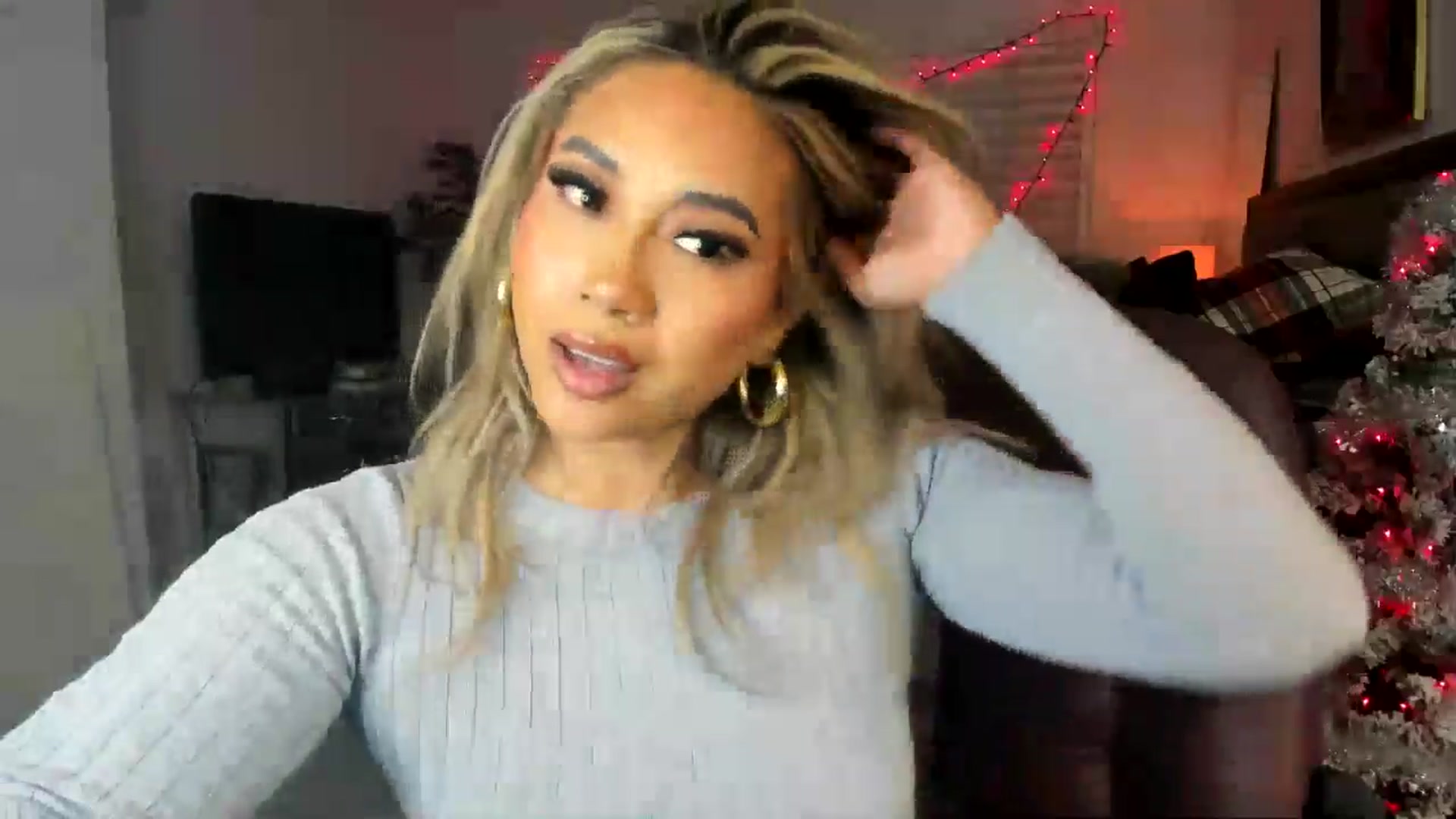 Gallery image thumbnail from ExoticLilyXO's myfreecams stream on, 12/11/2024, 24:54 image 20 of 20