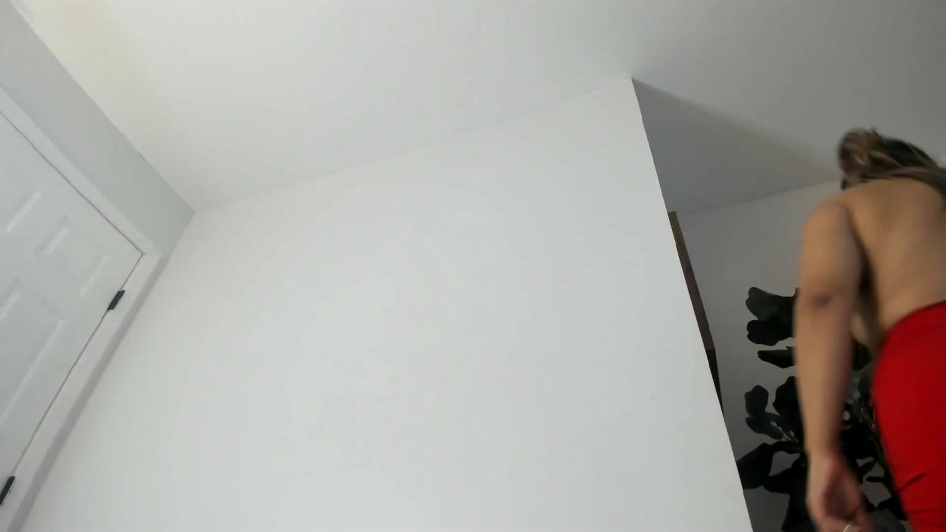 Gallery image thumbnail from ExoticLilyXO's myfreecams stream on, 04/15/2025, 24:51 image 4 of 20