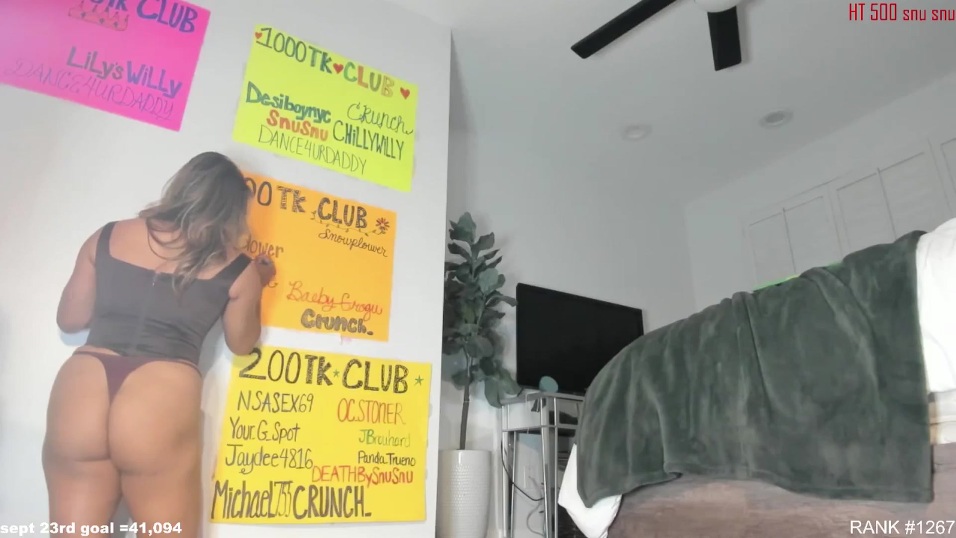 Gallery image thumbnail from ExoticLilyXO's myfreecams stream on, 09/21/2025, 01:34 image 16 of 20
