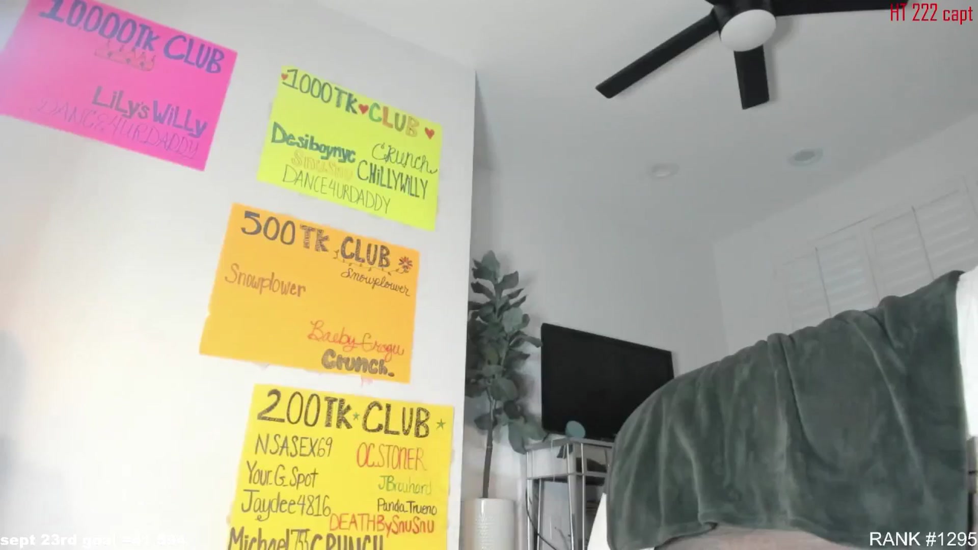 Gallery image thumbnail from ExoticLilyXO's myfreecams stream on, 09/21/2025, 01:34 image 12 of 20