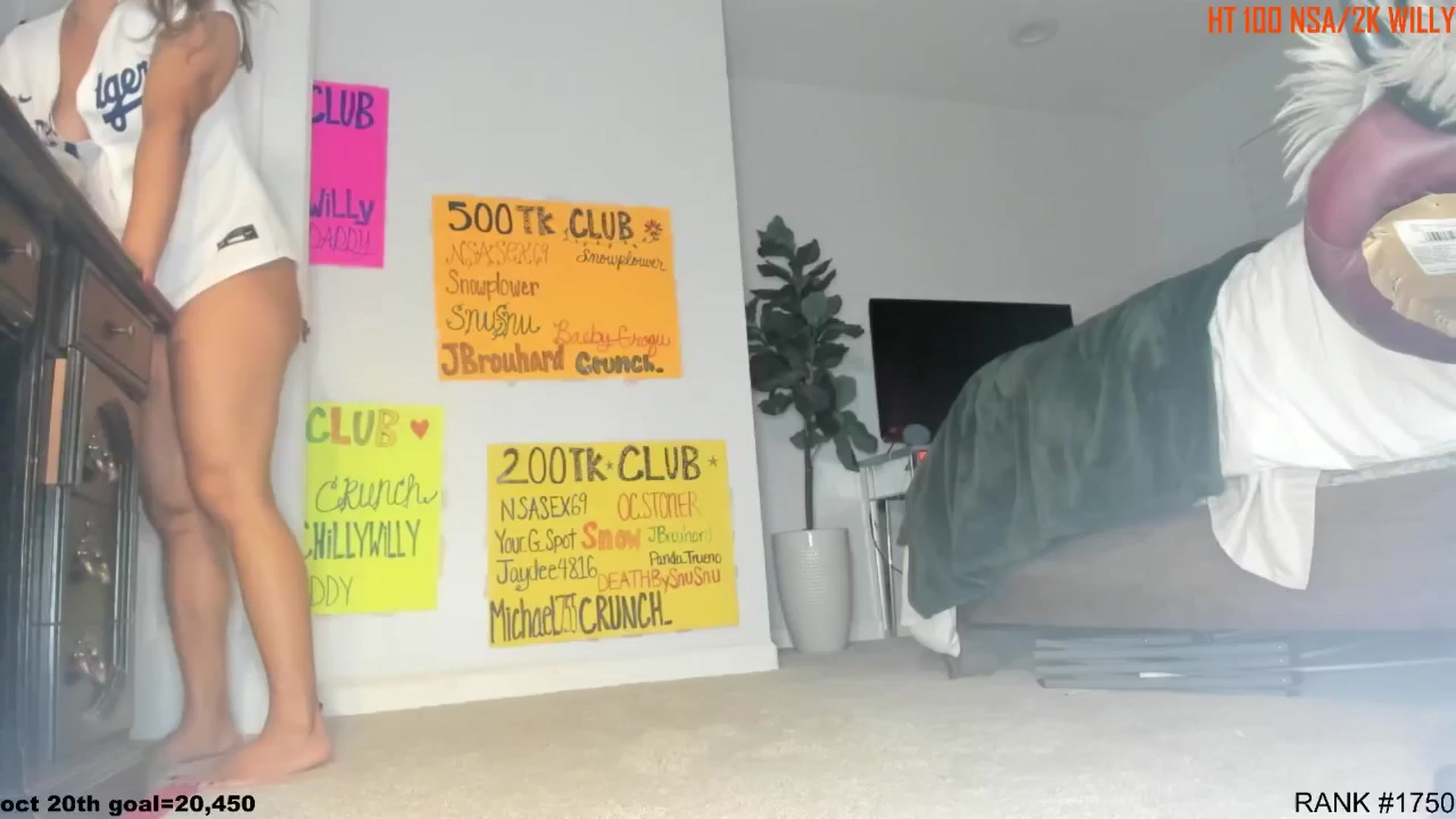 Gallery image thumbnail from ExoticLilyXO's myfreecams stream on, 10/18/2025, 01:51 image 12 of 20