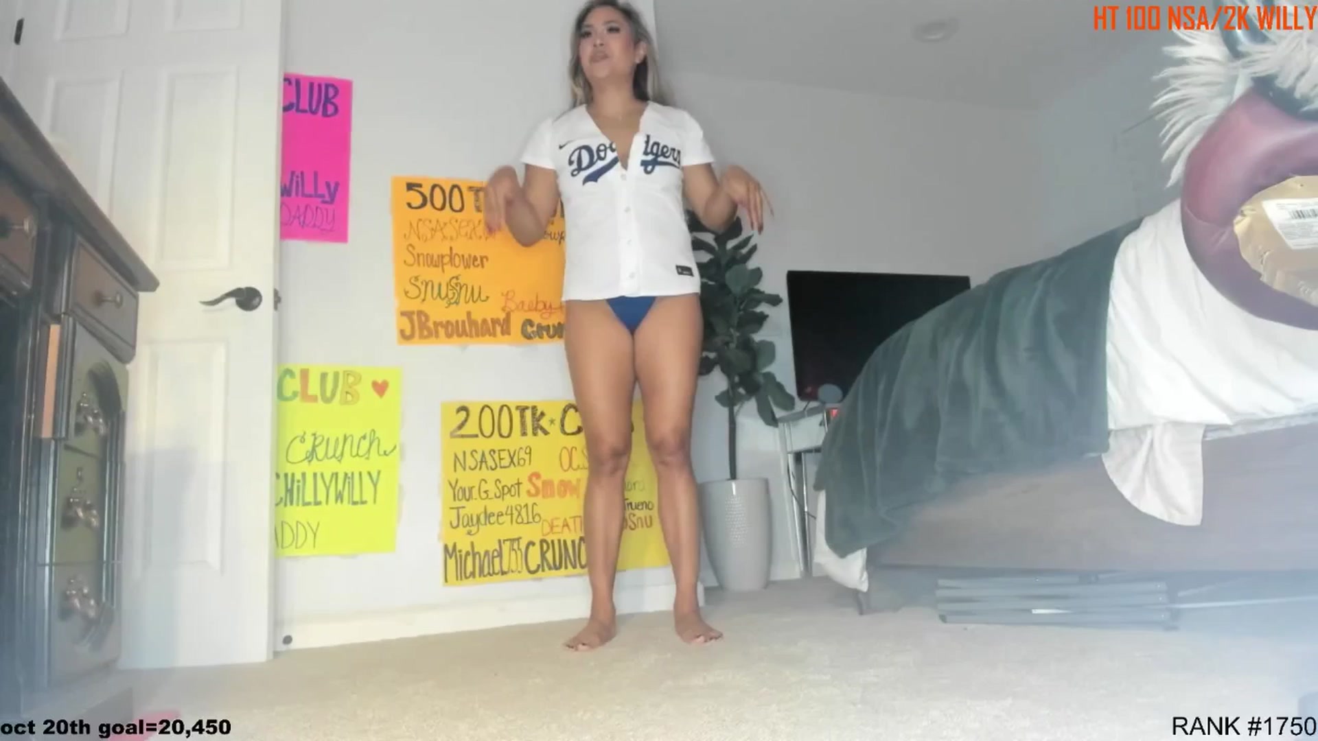 Gallery image thumbnail from ExoticLilyXO's myfreecams stream on, 10/18/2025, 01:51 image 10 of 20