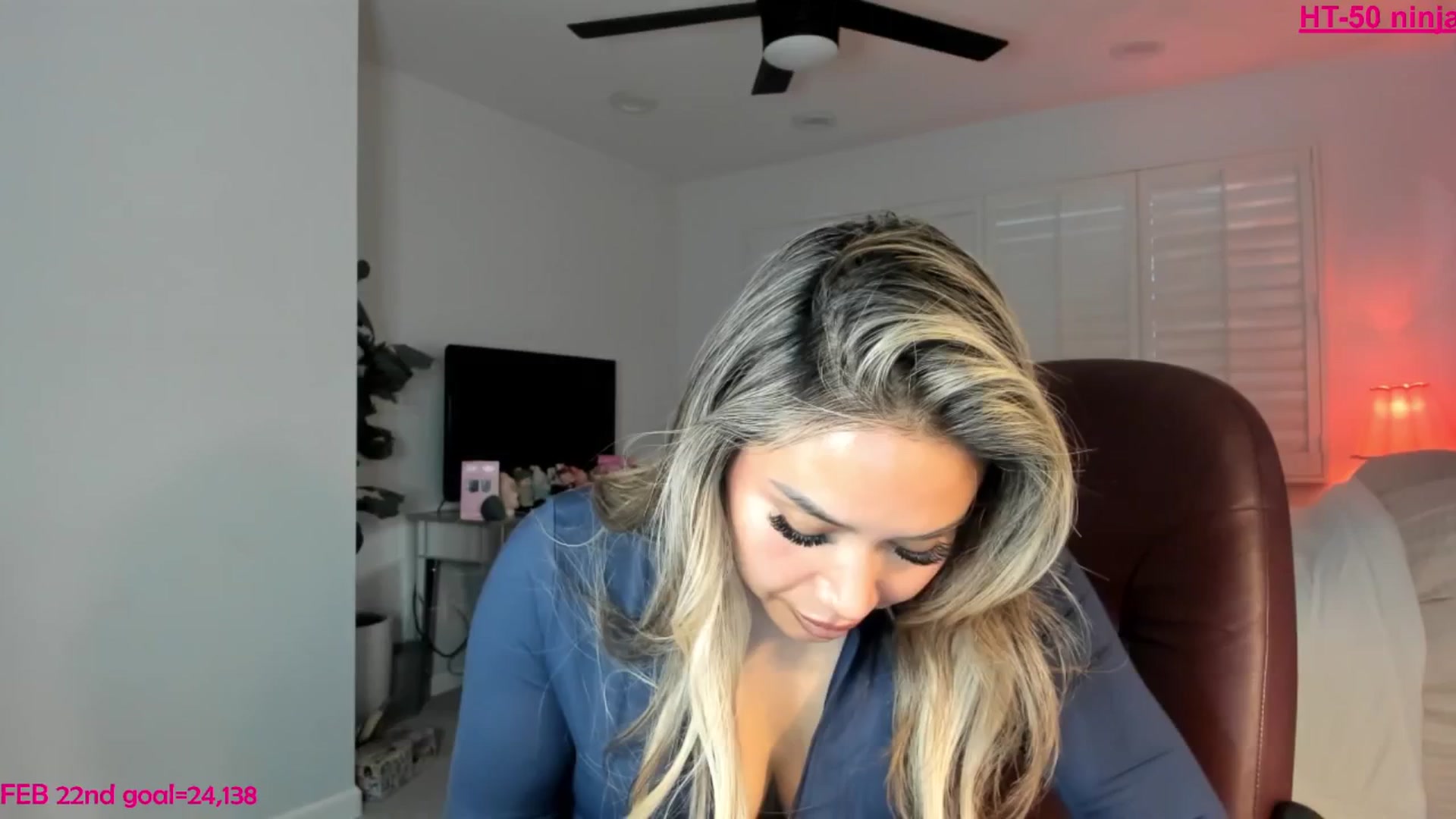 Gallery image thumbnail from ExoticLilyXO's myfreecams stream on, 02/20/2026, 01:53 image 1 of 20