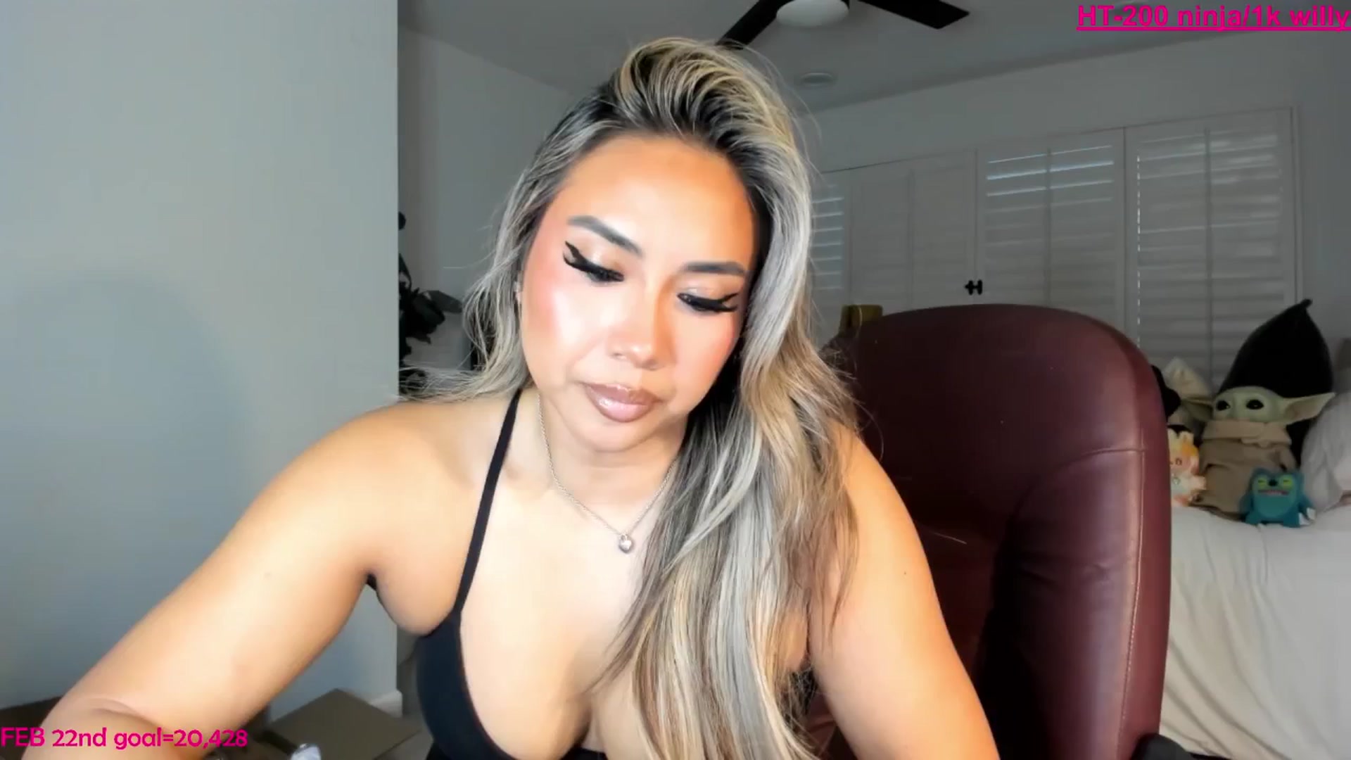 Gallery image thumbnail from ExoticLilyXO's myfreecams stream on, 02/21/2026, 01:38 image 3 of 20