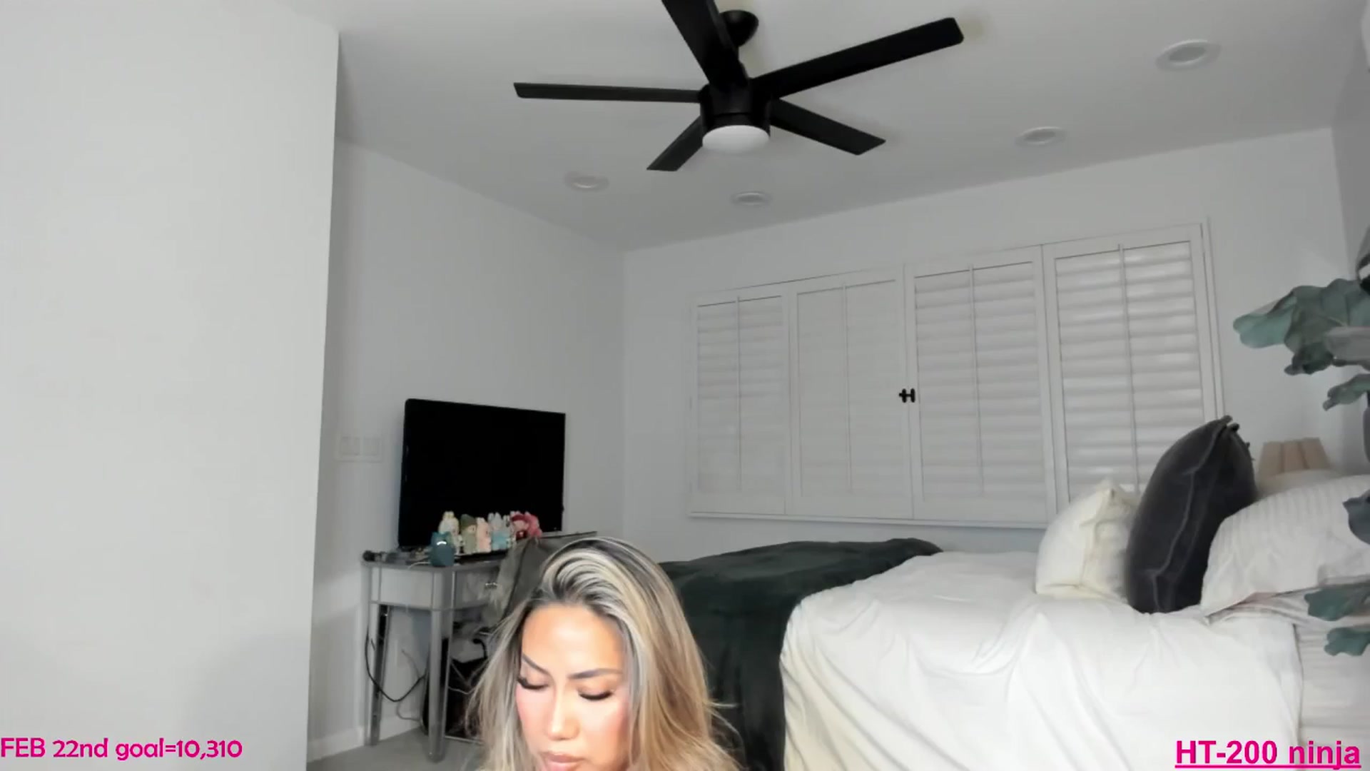 Gallery image thumbnail from ExoticLilyXO's myfreecams stream on, 02/23/2026, 03:14 image 12 of 20