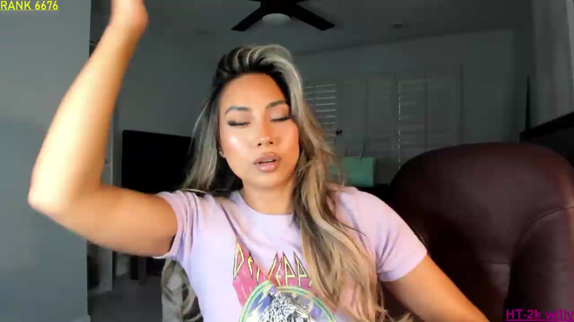 Gallery image thumbnail from ExoticLilyXO's myfreecams stream on, 06/16/2026, 01:01 image 10 of 20