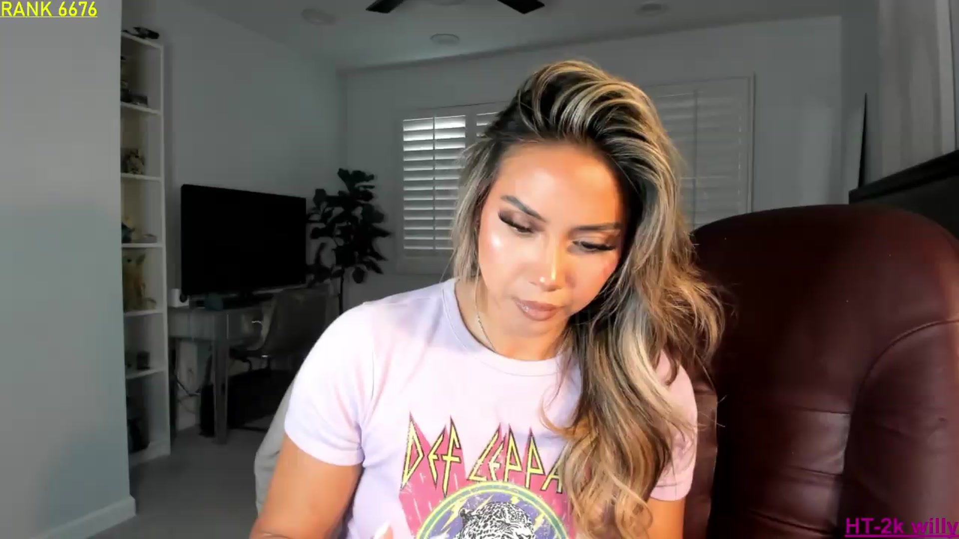 Gallery image thumbnail from ExoticLilyXO's myfreecams stream on, 06/16/2026, 01:01 image 17 of 20