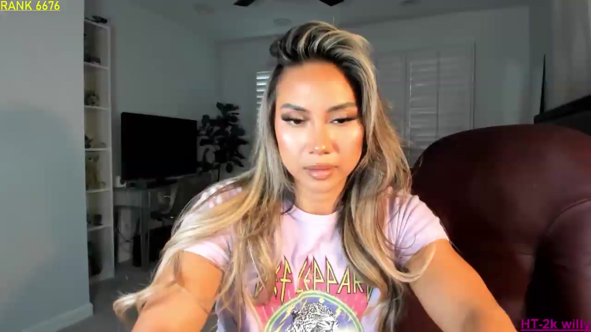 Gallery image thumbnail from ExoticLilyXO's myfreecams stream on, 06/16/2026, 01:01 image 14 of 20