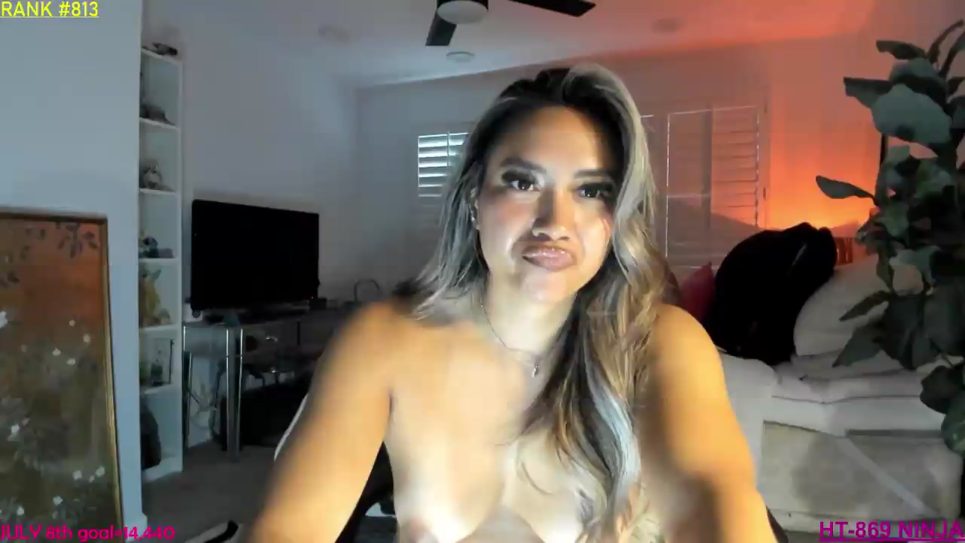 Gallery image thumbnail from ExoticLilyXO's myfreecams stream on, 07/09/2026, 01:54 image 7 of 20