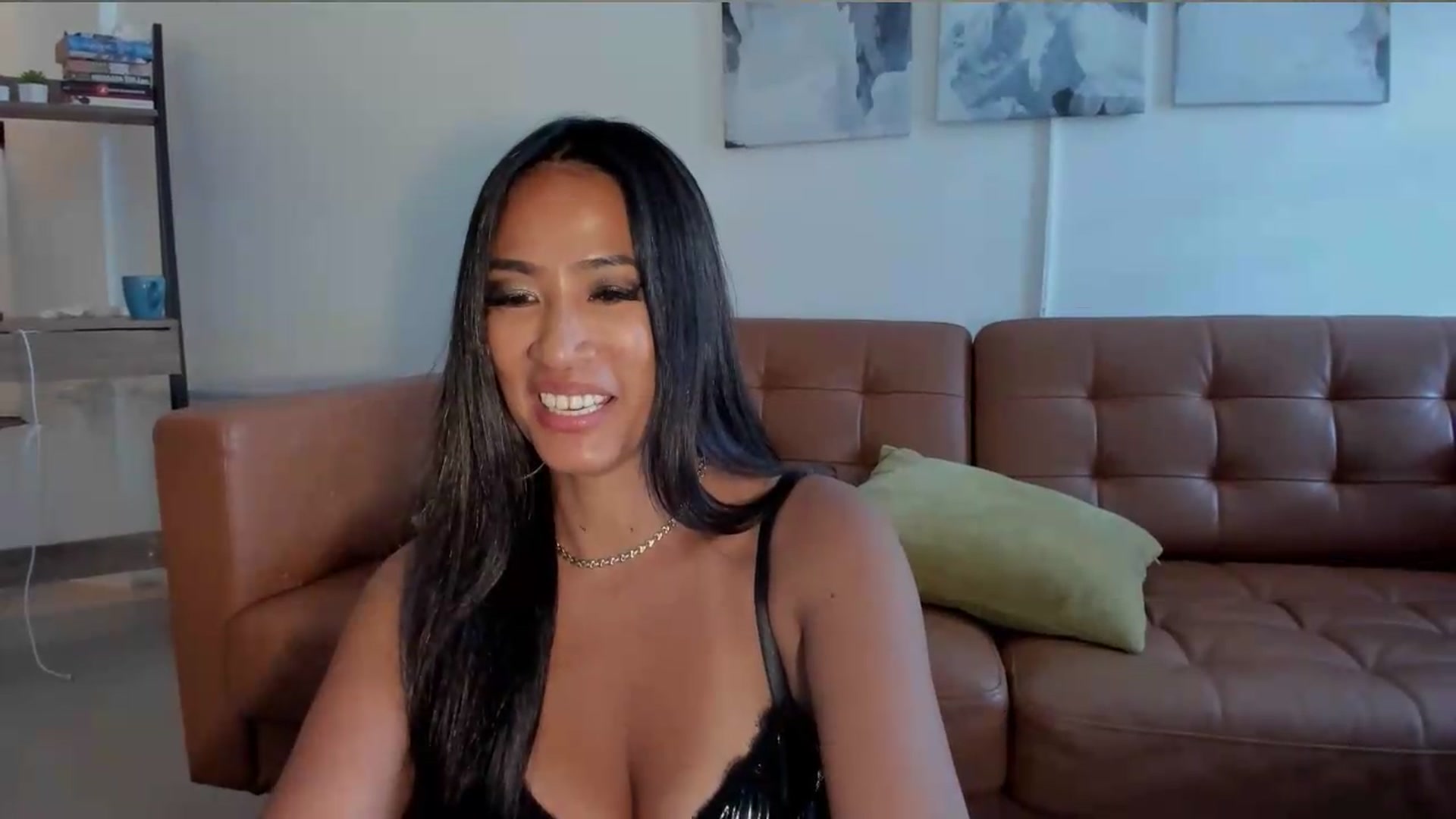 Gallery image thumbnail from ExoticQueenXXX's myfreecams stream on, 06/07/2026, 04:27 image 16 of 20