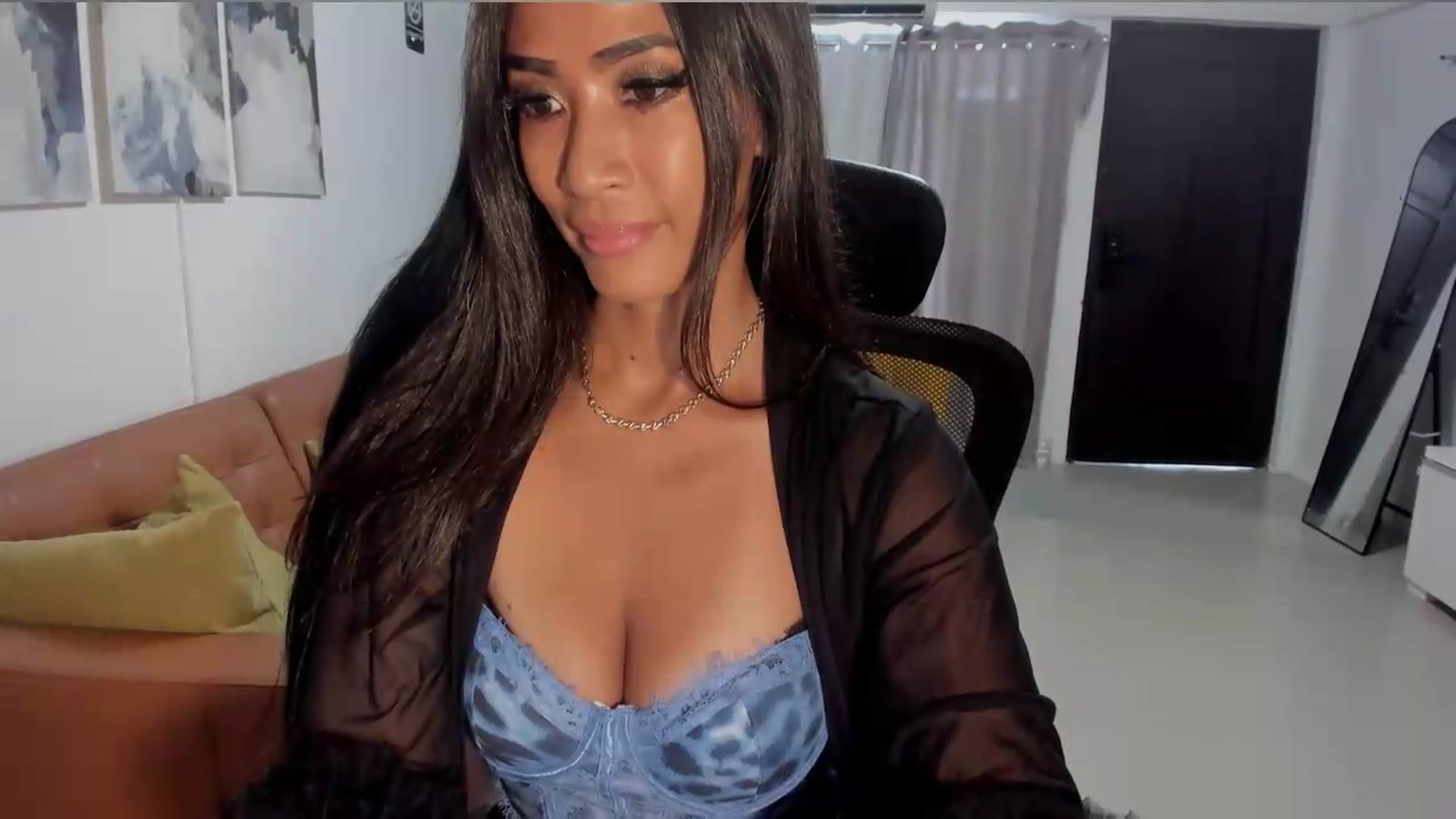 Gallery image thumbnail from ExoticQueenXXX's myfreecams stream on, 06/10/2026, 07:49 image 12 of 20