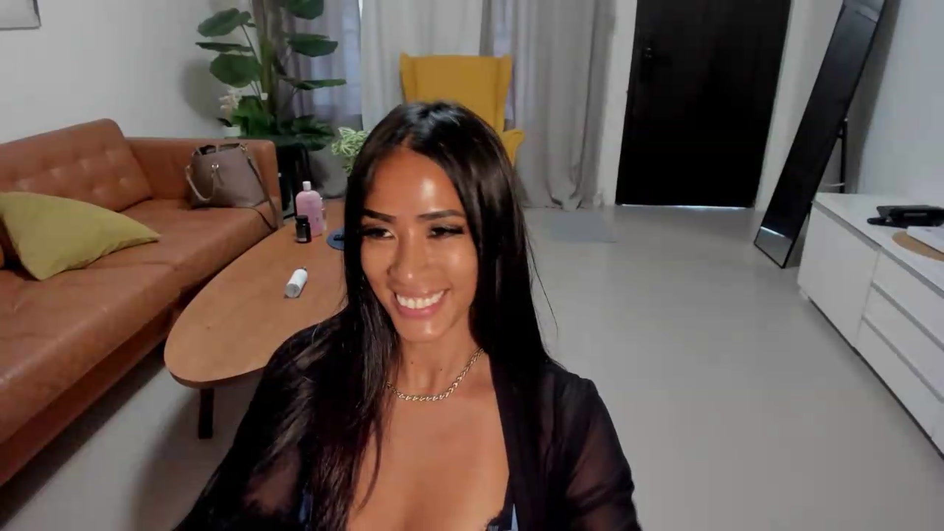 Gallery image thumbnail from ExoticQueenXXX's myfreecams stream on, 06/10/2026, 09:21 image 14 of 20