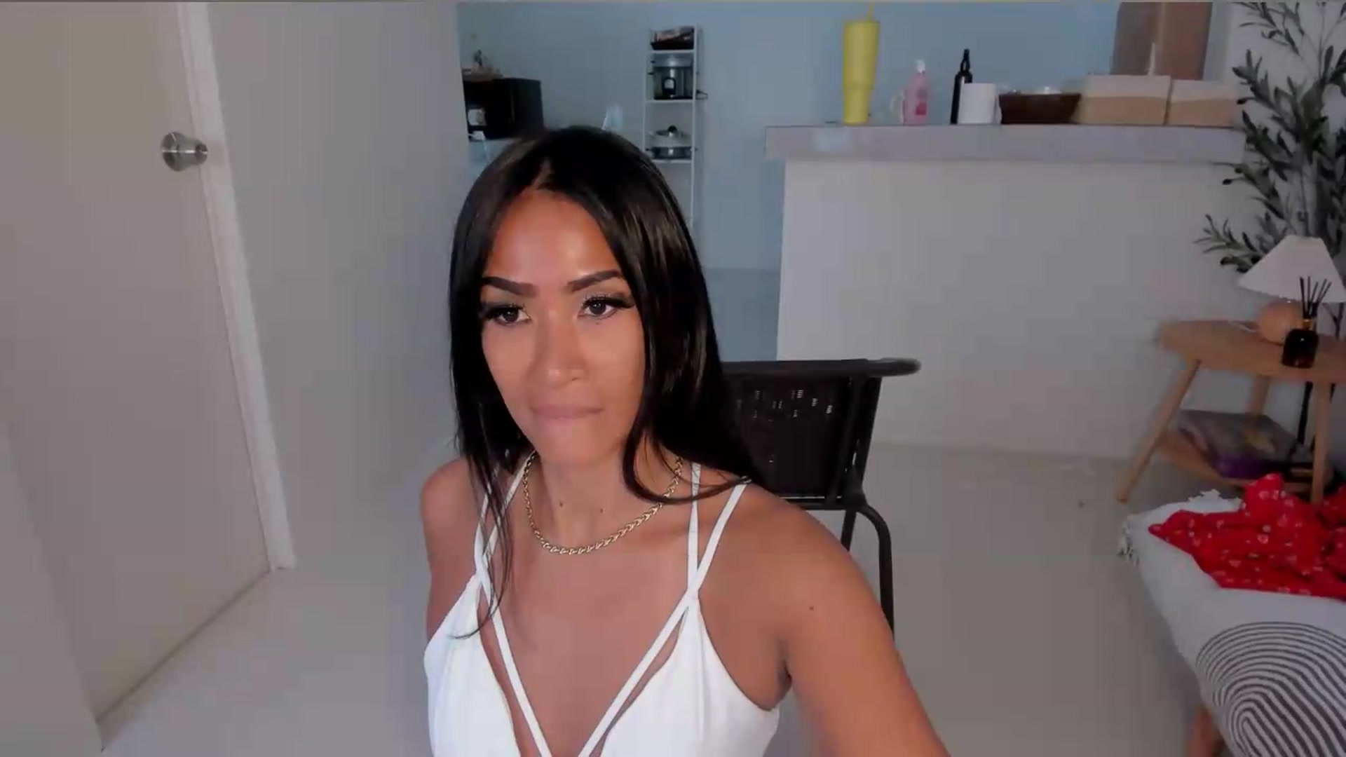 Gallery image thumbnail from ExoticQueenXXX's myfreecams stream on, 06/12/2026, 07:25 image 18 of 20
